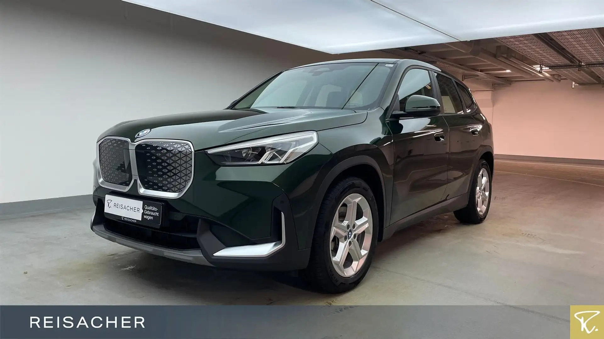 BMW iX1 IX1 A XDRIVE30 LCPlus RFK LM18" DAB+ Schwarz - 1