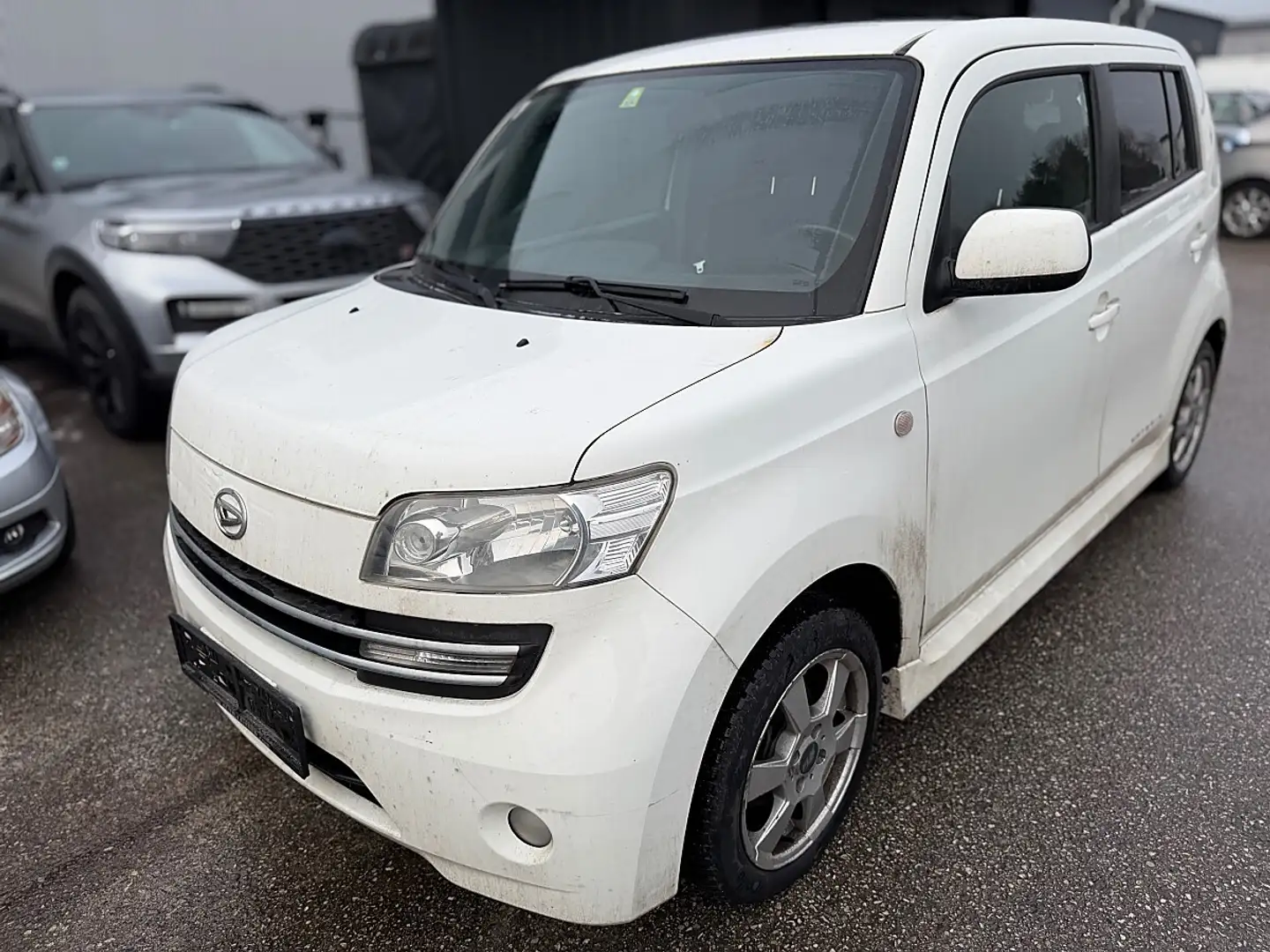 Daihatsu Materia Weiß - 1