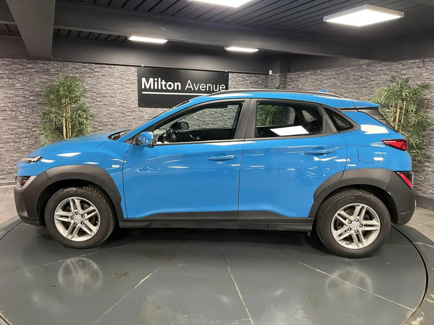 Hyundai KONA Kona 1.6 CRDi Hybrid 48V 136  Business Bleu - 2