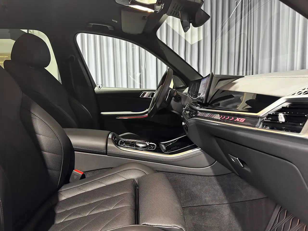 BMW X5 PHEV 3.0AS xDrive50e *M-SPORTPAKKET*22"ALU*HARMAN KARDON*EL.TREKHAAK*KEYLESS*FULL LED*MEMORY*, миниатюра 11