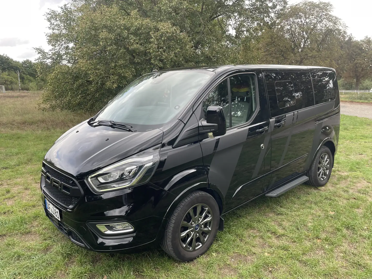Ford Tourneo Custom Platinum Automatik Standheizung Leder Vollausstatt - 2