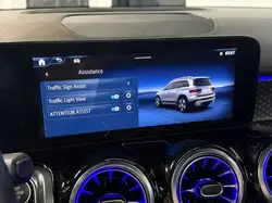Mercedes-Benz GLB снимка Mercedes-Benz GLB
