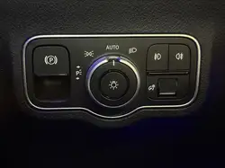 Mercedes-Benz GLB снимка Mercedes-Benz GLB