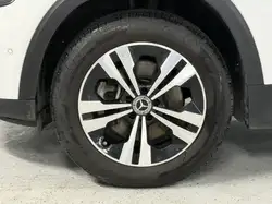 Mercedes-Benz GLB снимка Mercedes-Benz GLB