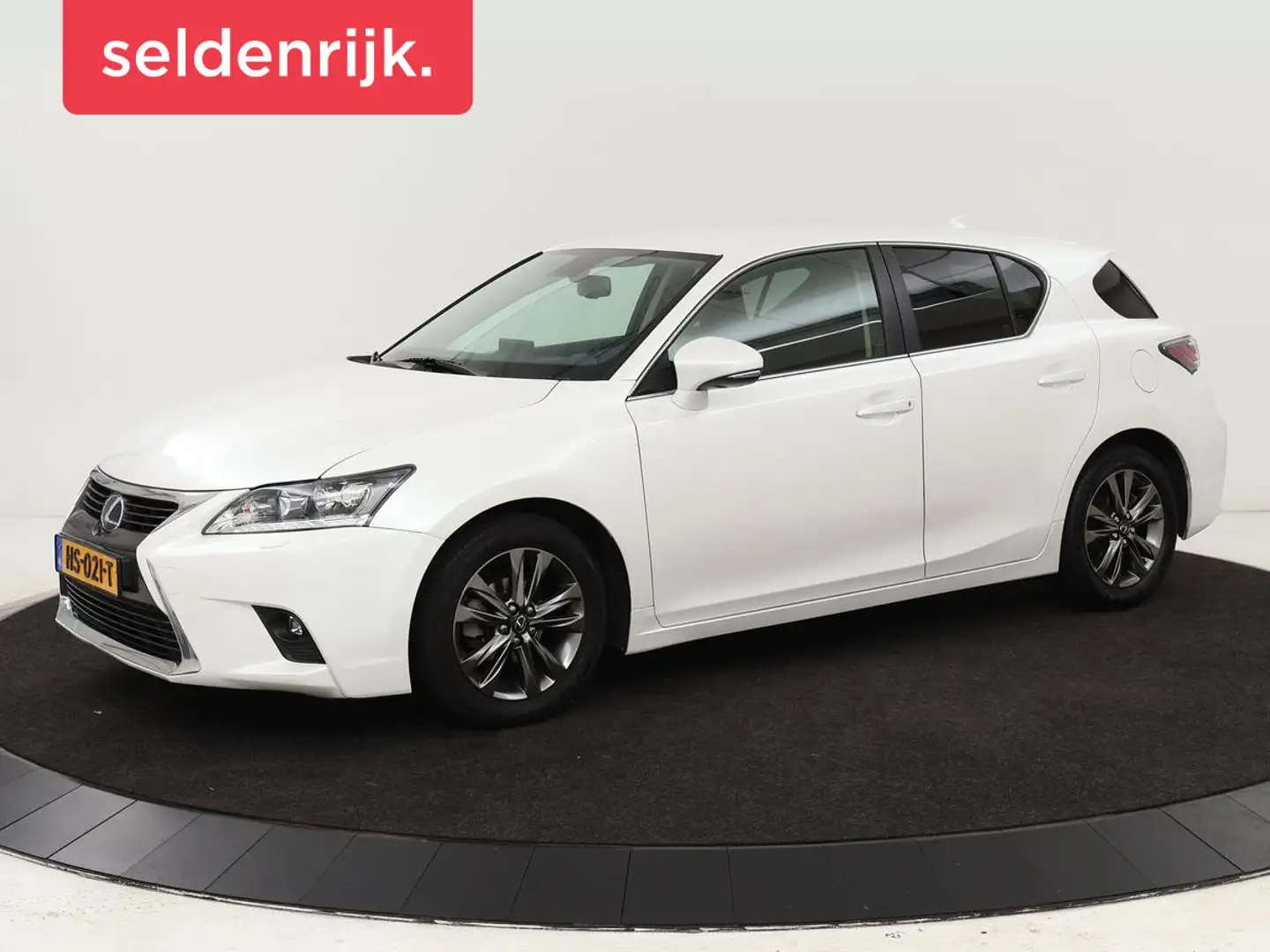 Lexus CT 200h 25th Edition | Stoelverwarming | Navigatie | Parke bijela - 1
