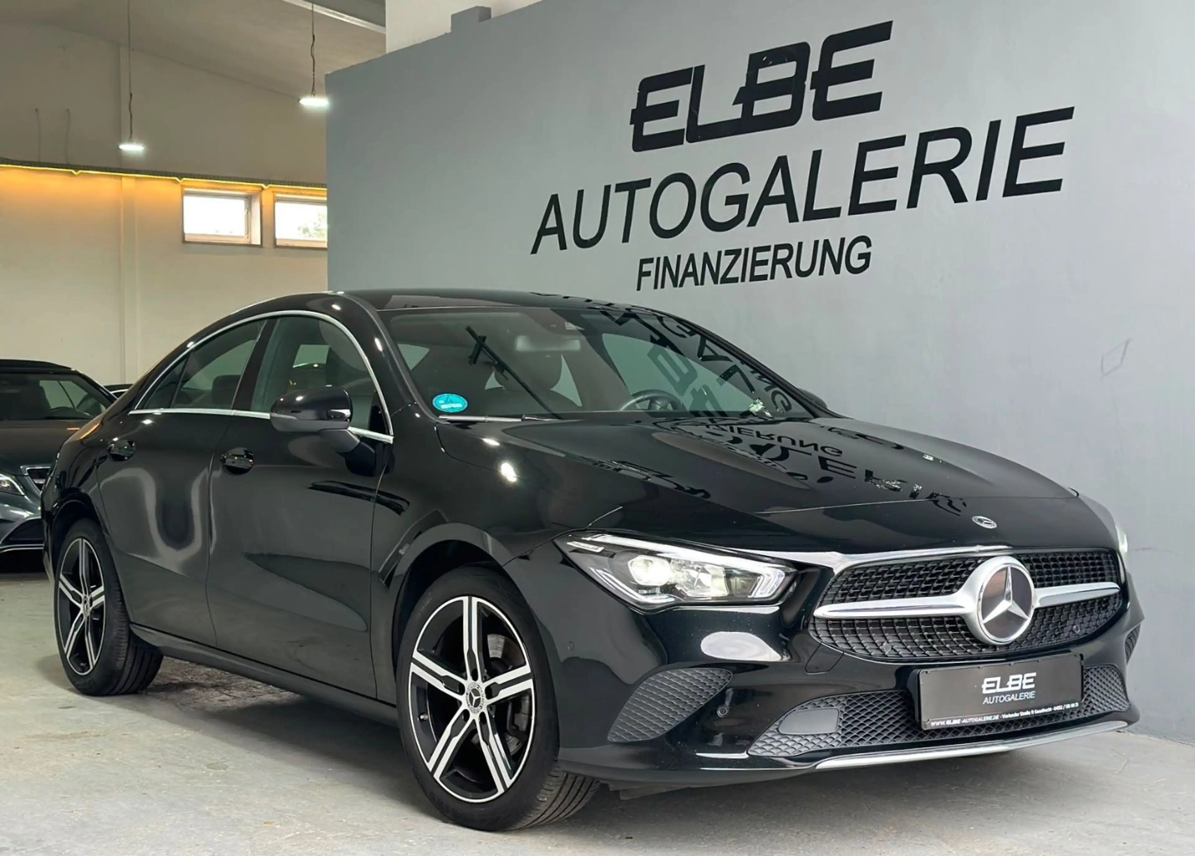 Mercedes-Benz CLA 200 d 8G-DCT 1.Hand Voll-Service EURO6 Leder