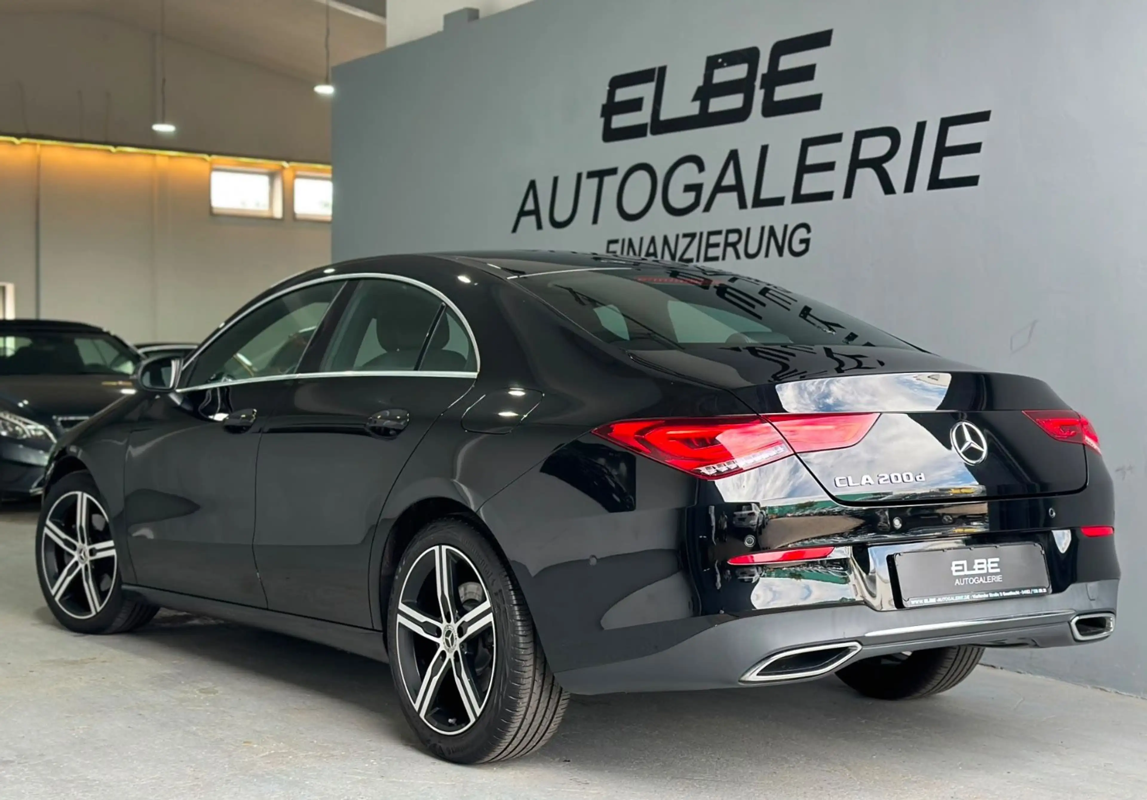 Mercedes-Benz CLA 200 d 8G-DCT 1.Hand Voll-Service EURO6 Leder — photo 5