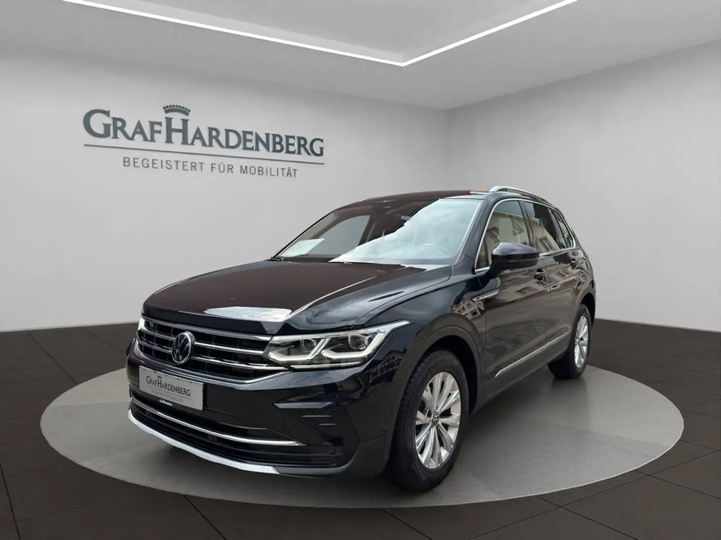 Volkswagen Tiguan Elegance 1.5 TSI DSG Navi AHK Matrix-LED Schwarz - 1