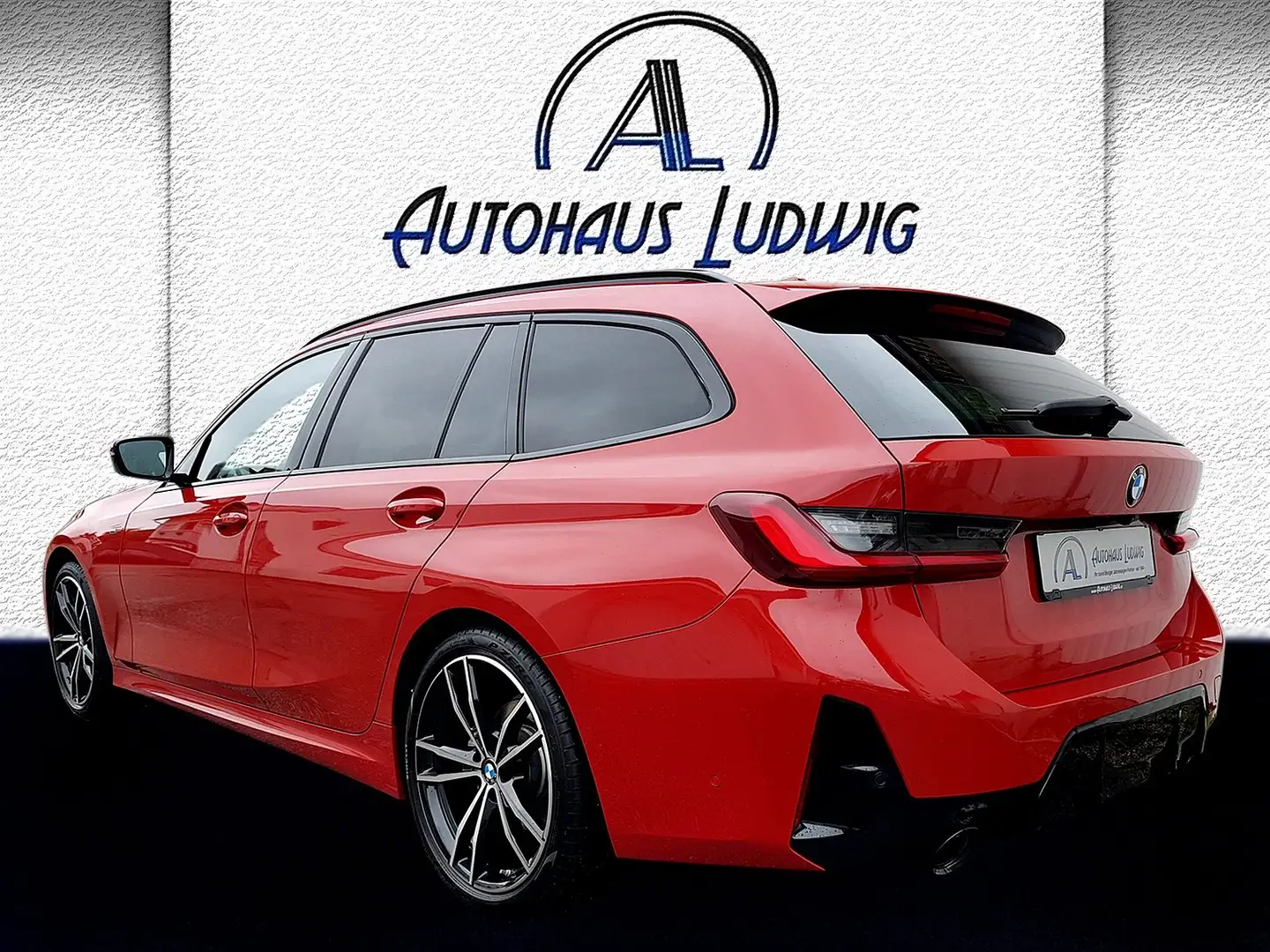 BMW 320 d xDrive*MSport*HUD*AHK*Panorama*Stdhzg*NP:81.629 Rot - 2