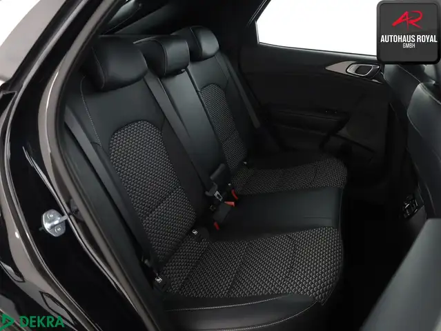 Kia XCeed view 12