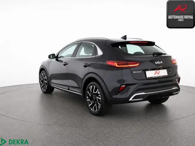 Kia XCeed view 3