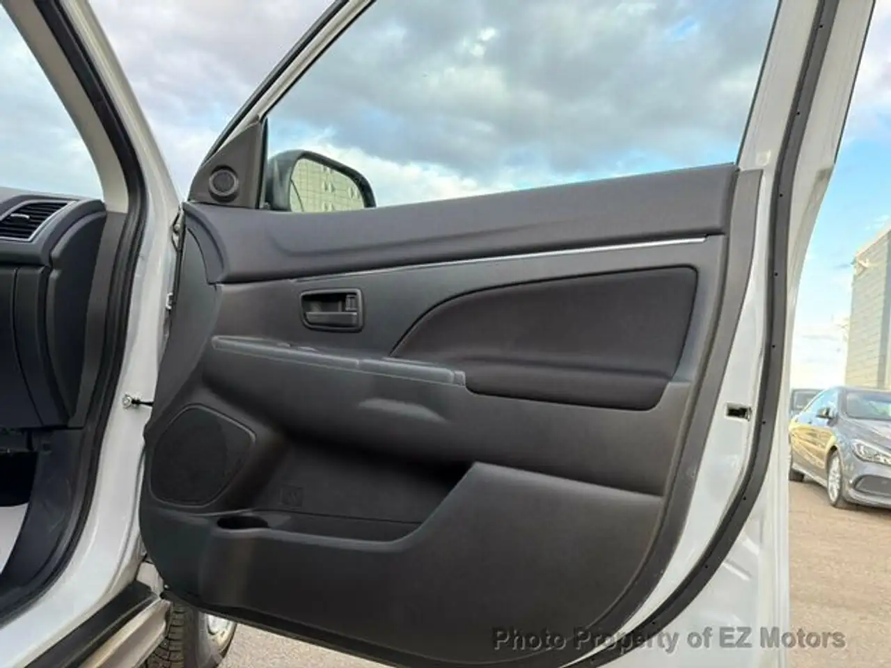 Mitsubishi RVR снимка Mitsubishi RVR