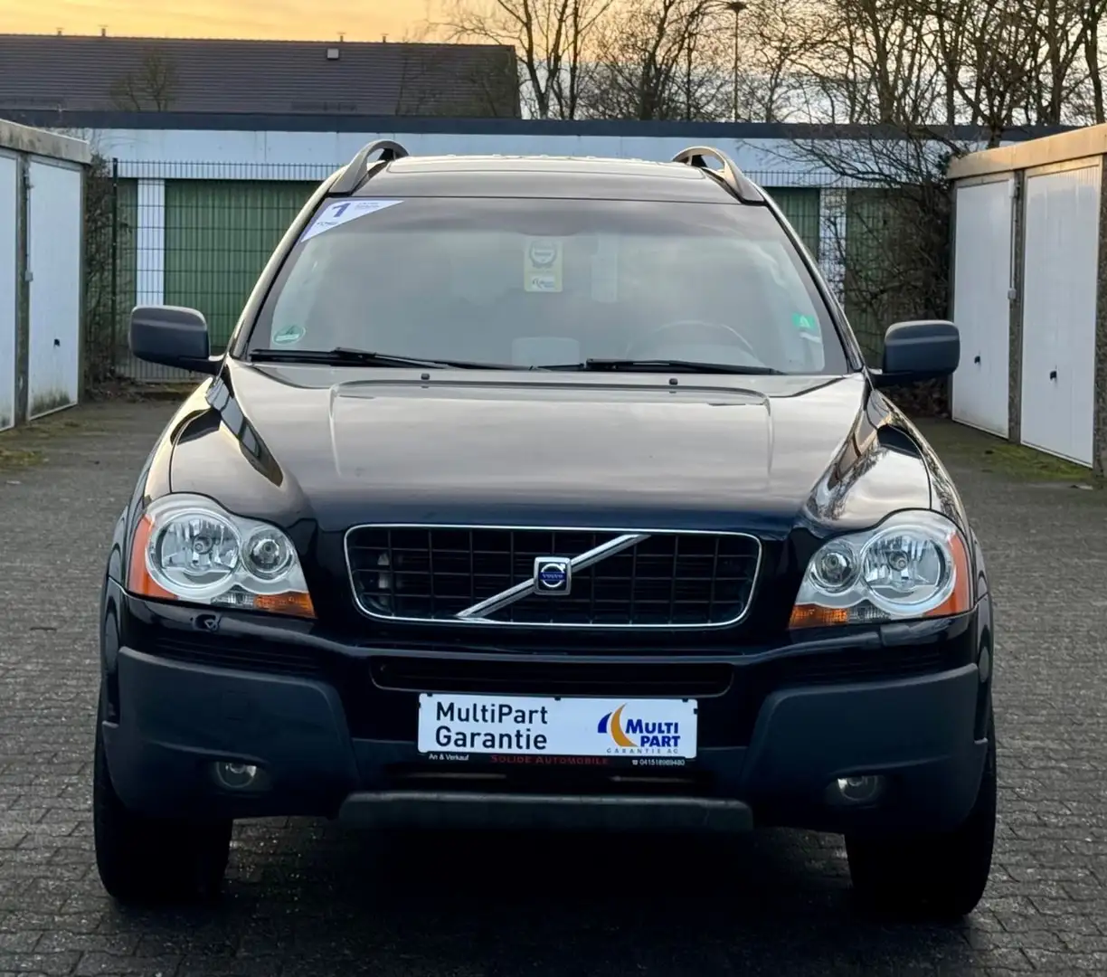 Volvo XC90 D5 Momentum.Navi.Xenon.Leder.AHK Negro - 2