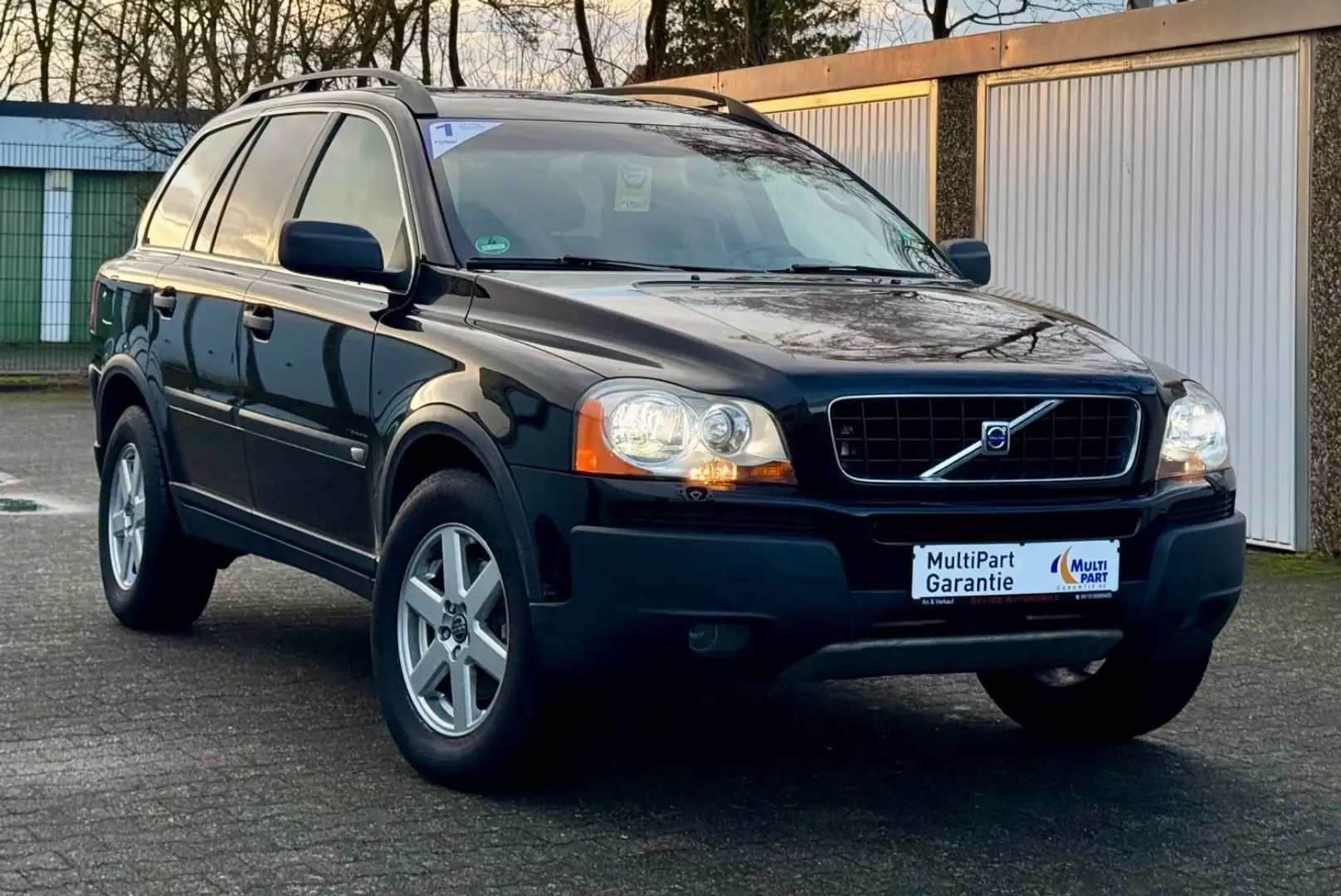 Volvo XC90 D5 Momentum.Navi.Xenon.Leder.AHK Negro - 1
