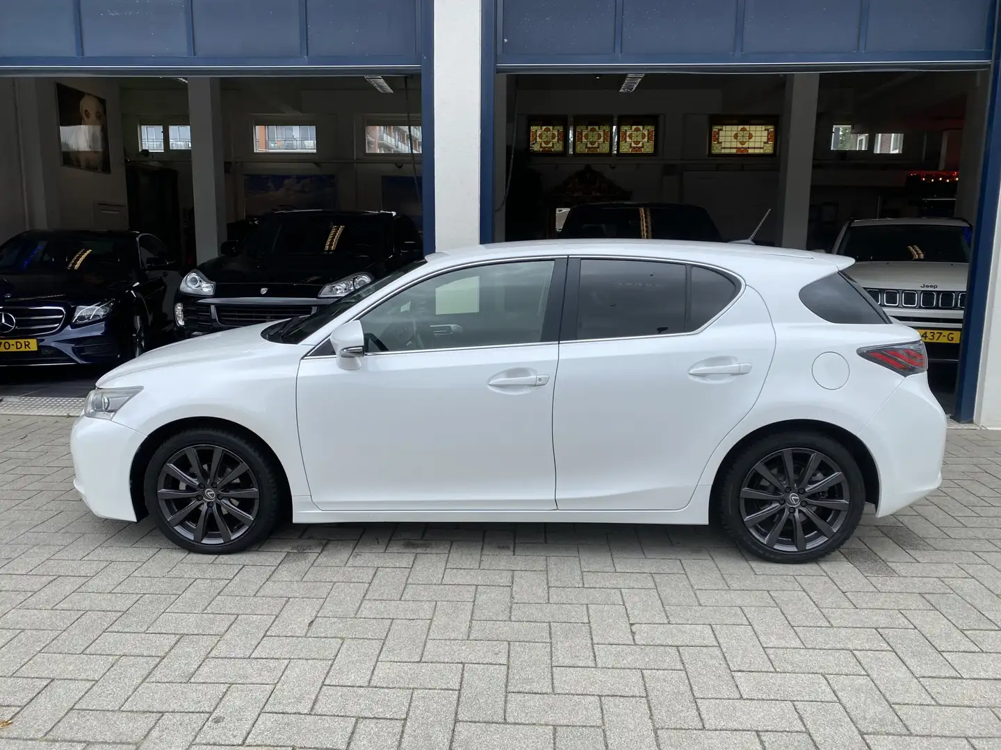 Lexus CT 200h Business Line Pro AUT./CLIMA/NAVI/CRUISE/NW APK Blanc - 2