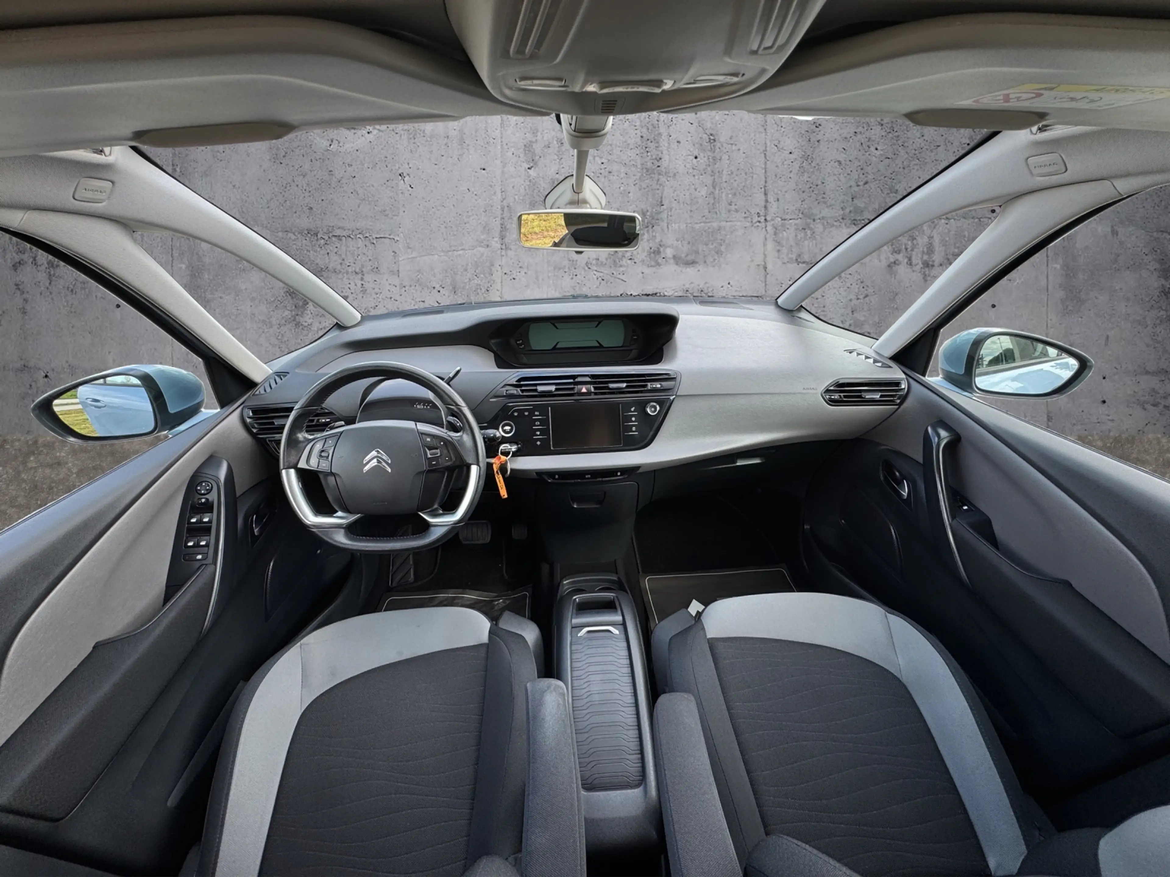 Citroen Grand C4 Picasso e-HDi 115 Automatik — photo 9