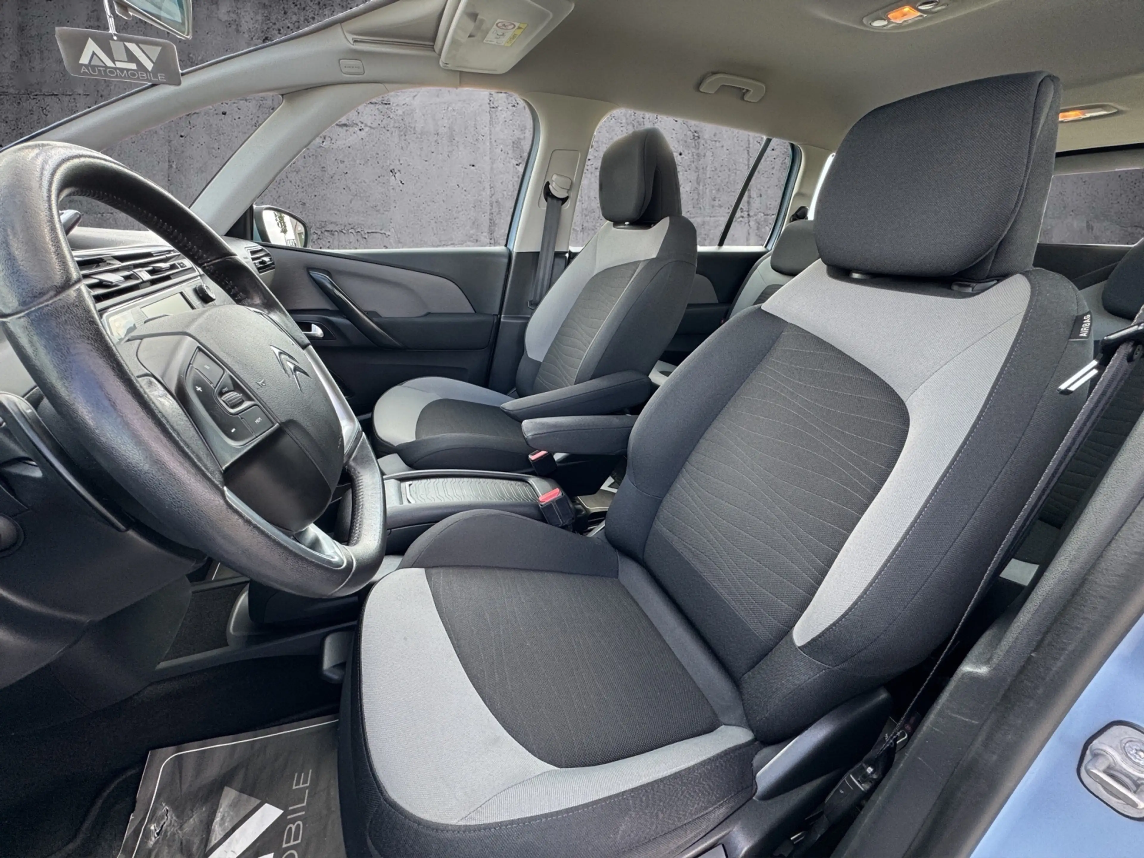Citroen Grand C4 Picasso e-HDi 115 Automatik — photo 10