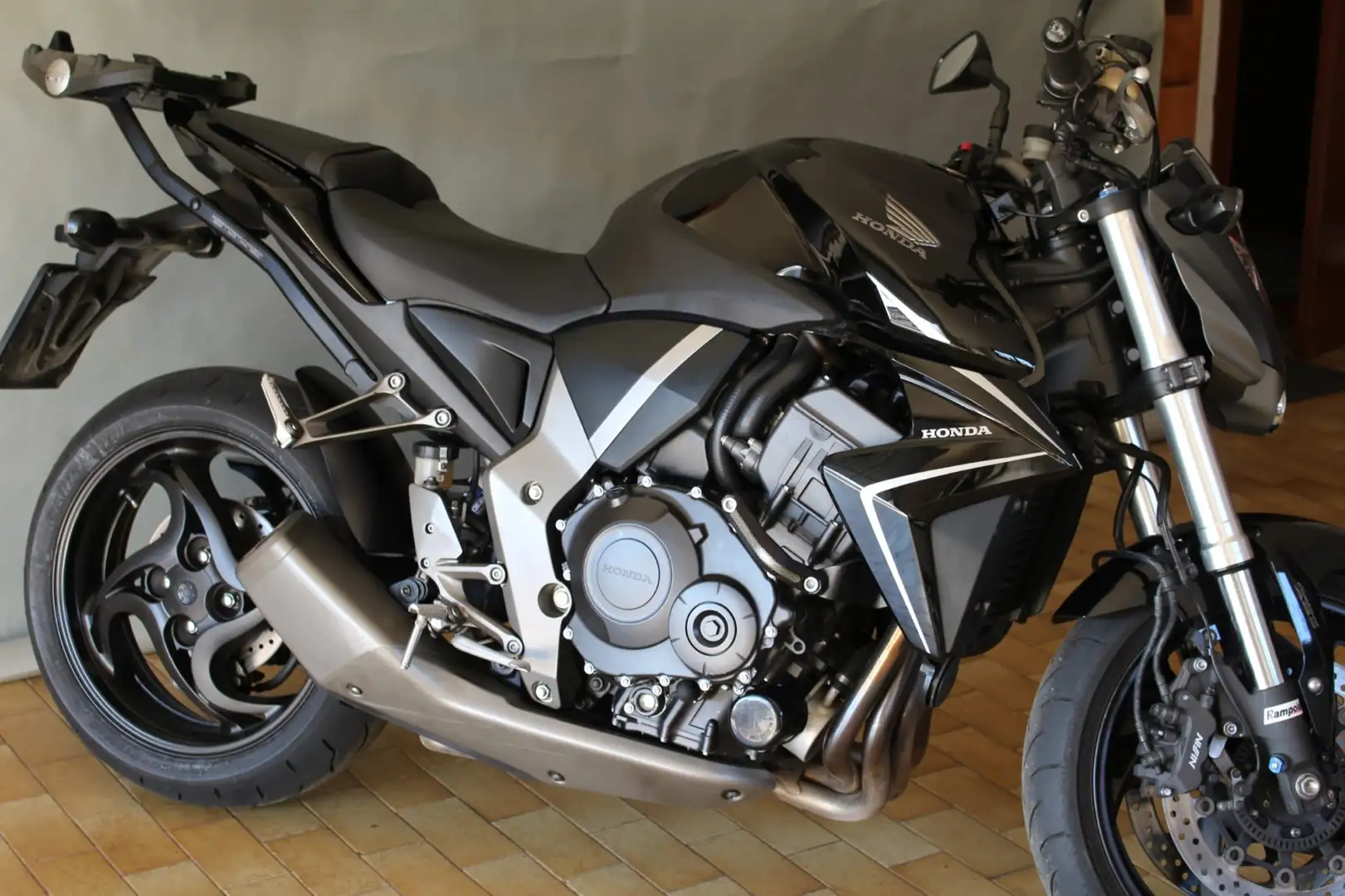 Honda CB 1000 R - ABS Fekete - 1