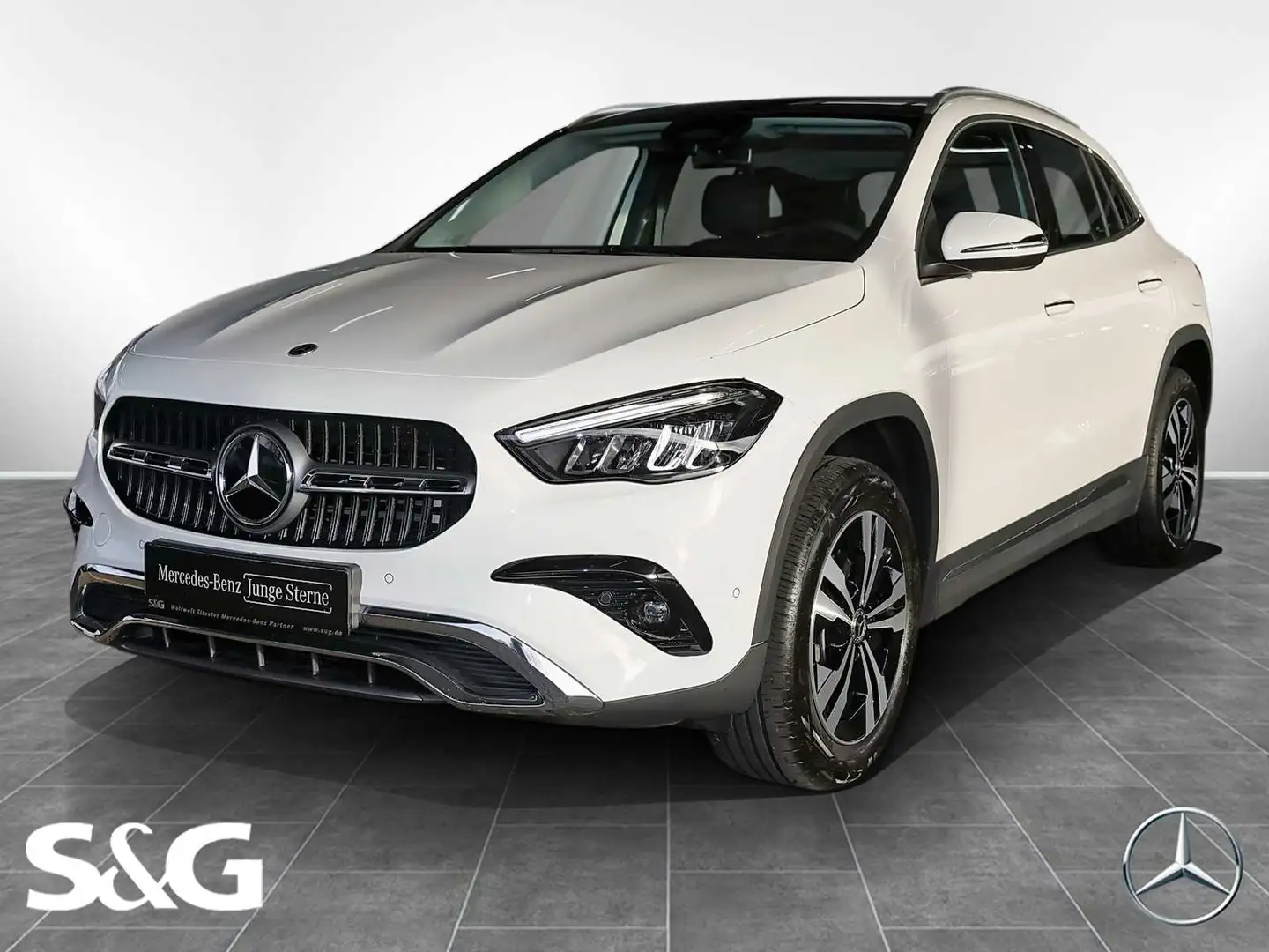 Mercedes-Benz GLA 180 PANO+KAMERA+KEYLESS+DISTRONIC+TOTWINKEL Weiß - 1