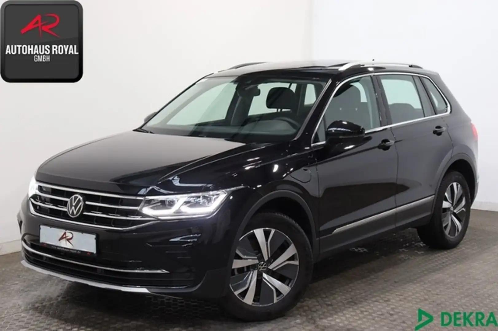 Volkswagen Tiguan 1.4 TSI eHybrid ELEGANCE MASSAGE,KEYLESS Negru - 1