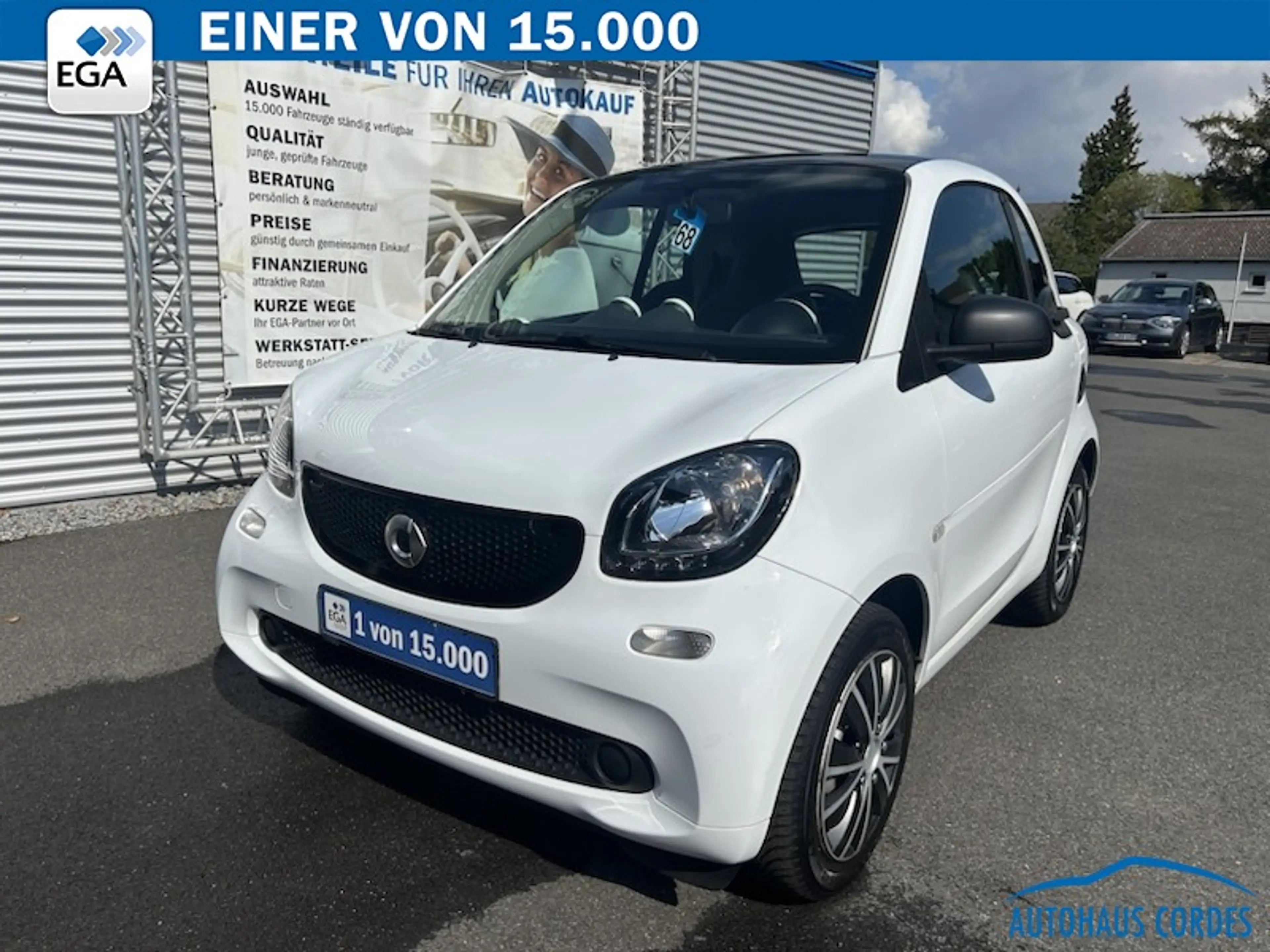 smart forTwo COUPE TWINAMIC KLIMA*PANORAMAD*LEDER*SHZG*NAVI