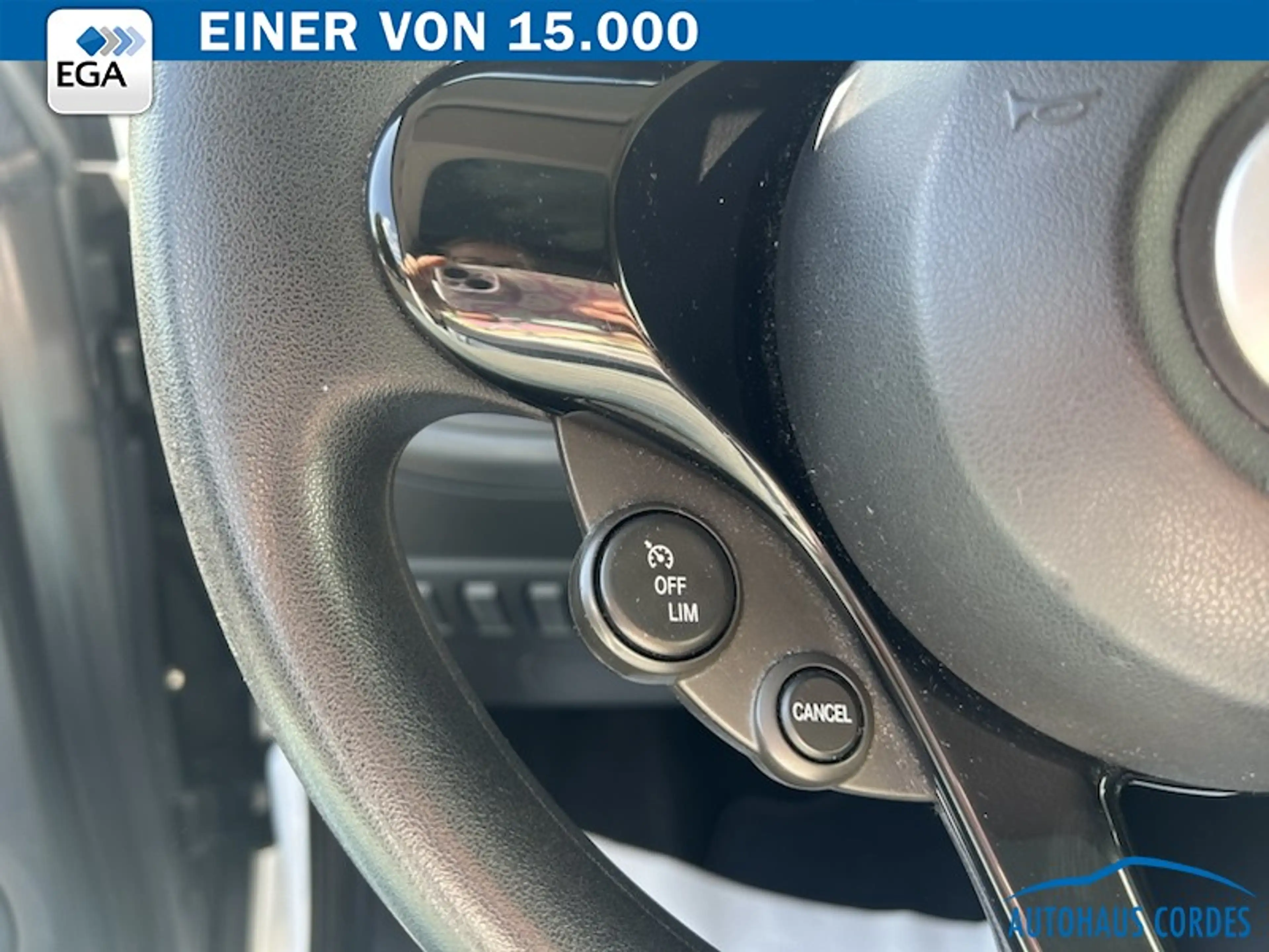 smart forTwo COUPE TWINAMIC KLIMA*PANORAMAD*LEDER*SHZG*NAVI — photo 8