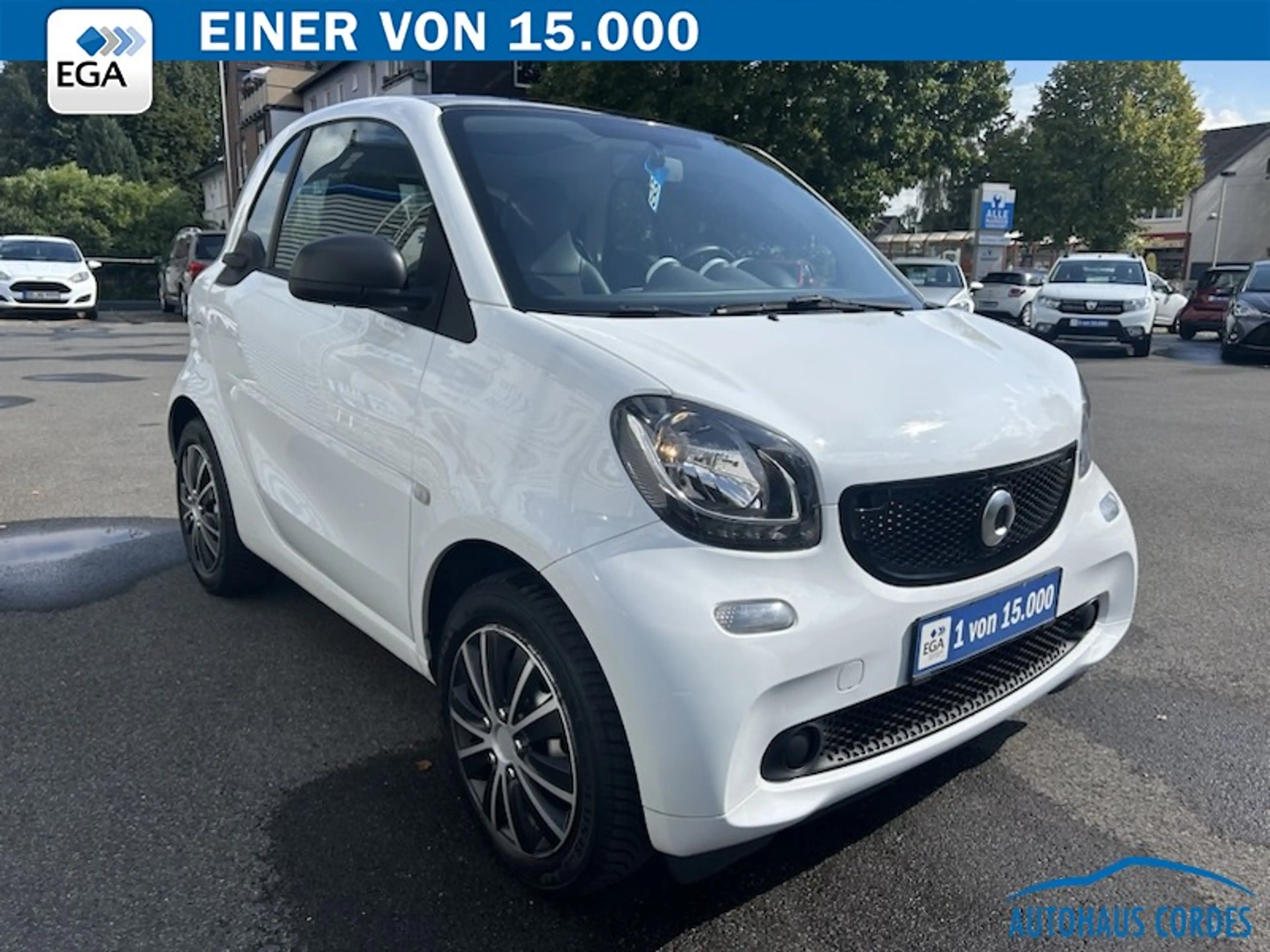smart forTwo COUPE TWINAMIC KLIMA*PANORAMAD*LEDER*SHZG*NAVI — photo 6