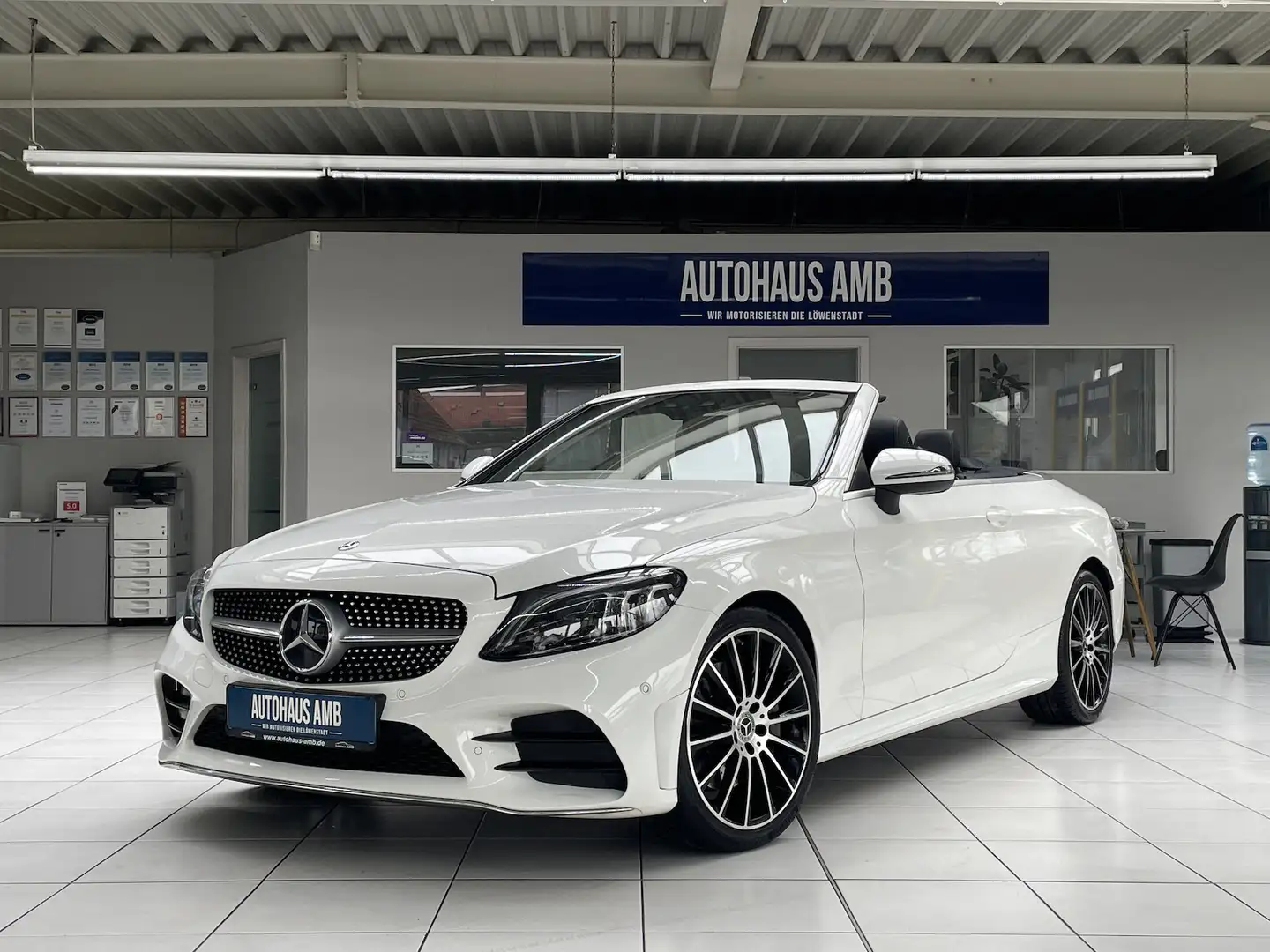 Mercedes-Benz C 300 AMG-Line Multibeam LED Kamera Burmester Blanc - 1