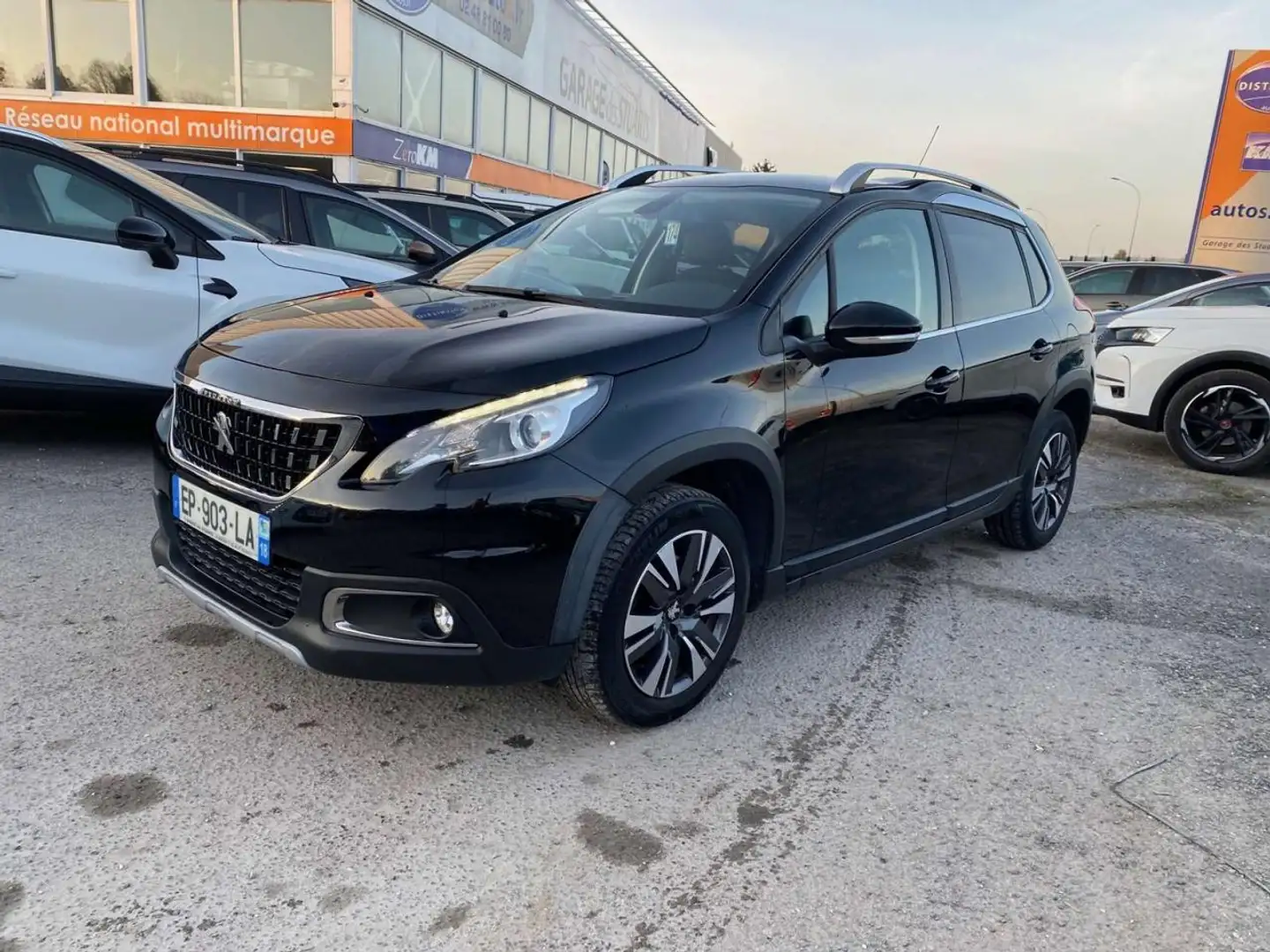 Peugeot 2008 1.2i PT S\u0026S - 130  Allure Nero - 1