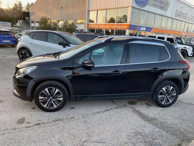 Peugeot 2008 view 3