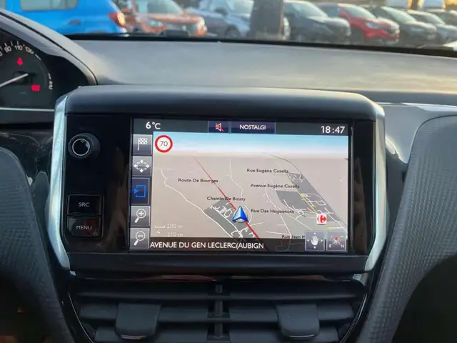 Peugeot 2008 view 10
