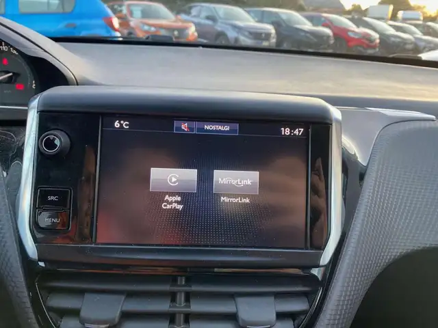 Peugeot 2008 view 13