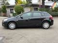 Opel Astra J Selection 1.Hand 1.6 Klima Temp. PDC Schwarz - thumbnail 2