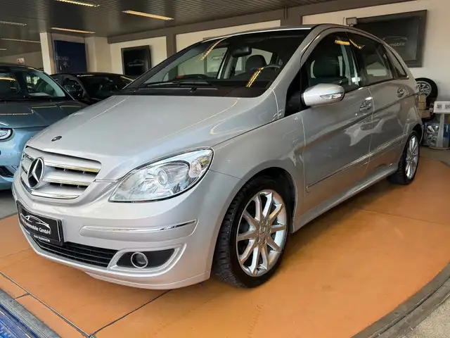 Mercedes-Benz B 170 Automatik / Sitzheizung / Teilleder