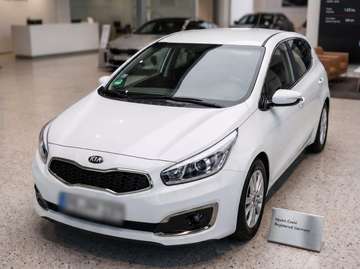 Ceed 1.0 T-GDI 100 ISG Dream-Team Edition