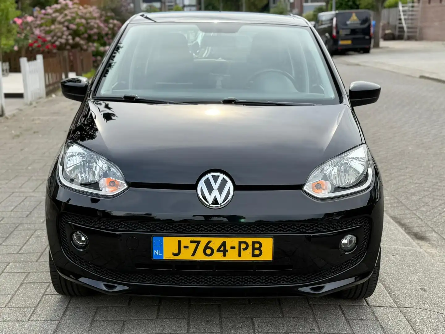 Volkswagen up! 1.0 high up! BlueMotion Чорний - 2
