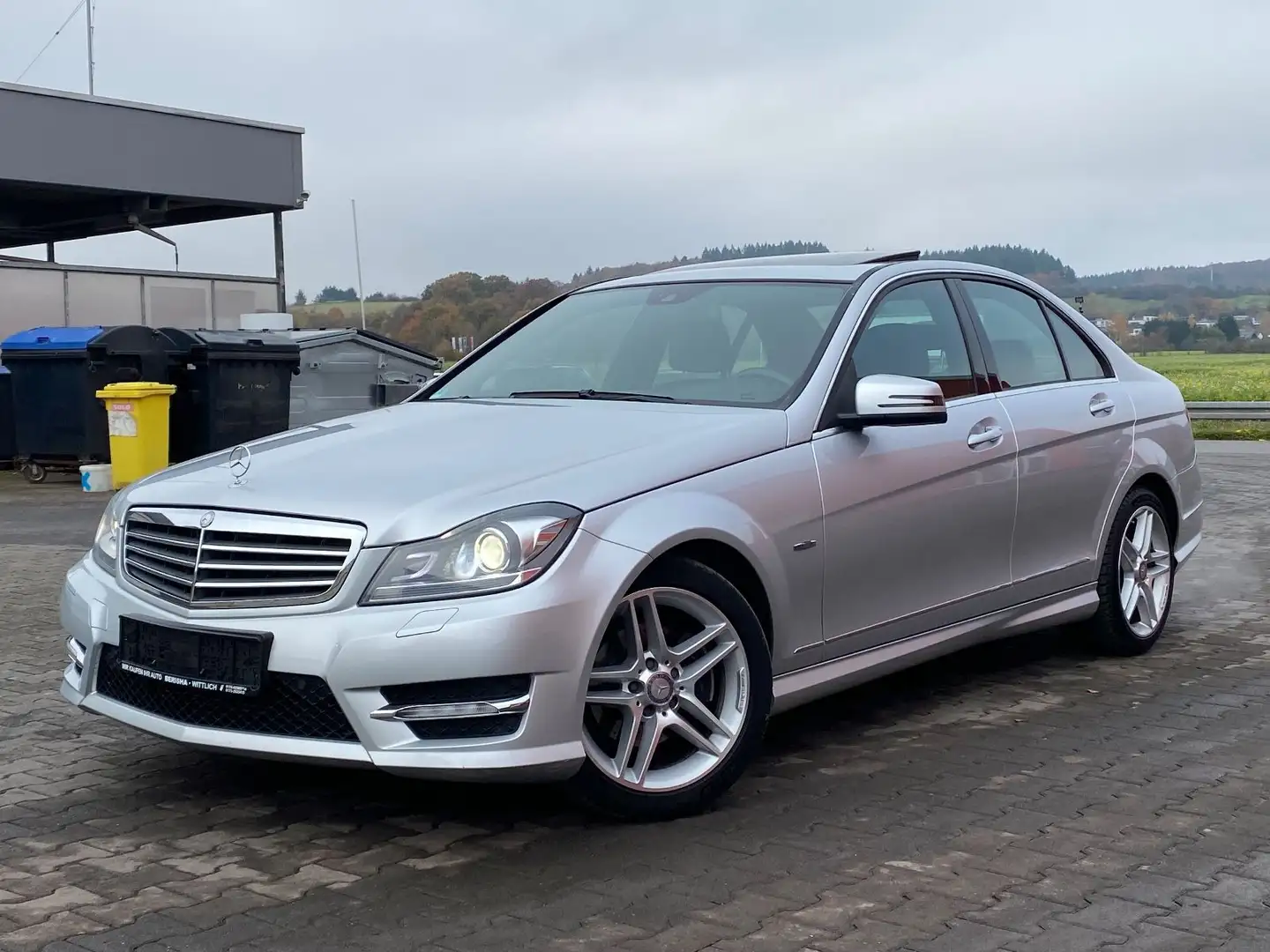 Mercedes-Benz C 200 AMG 184 ps Top Gepflegt* Leder Navi Pano Argento - 1