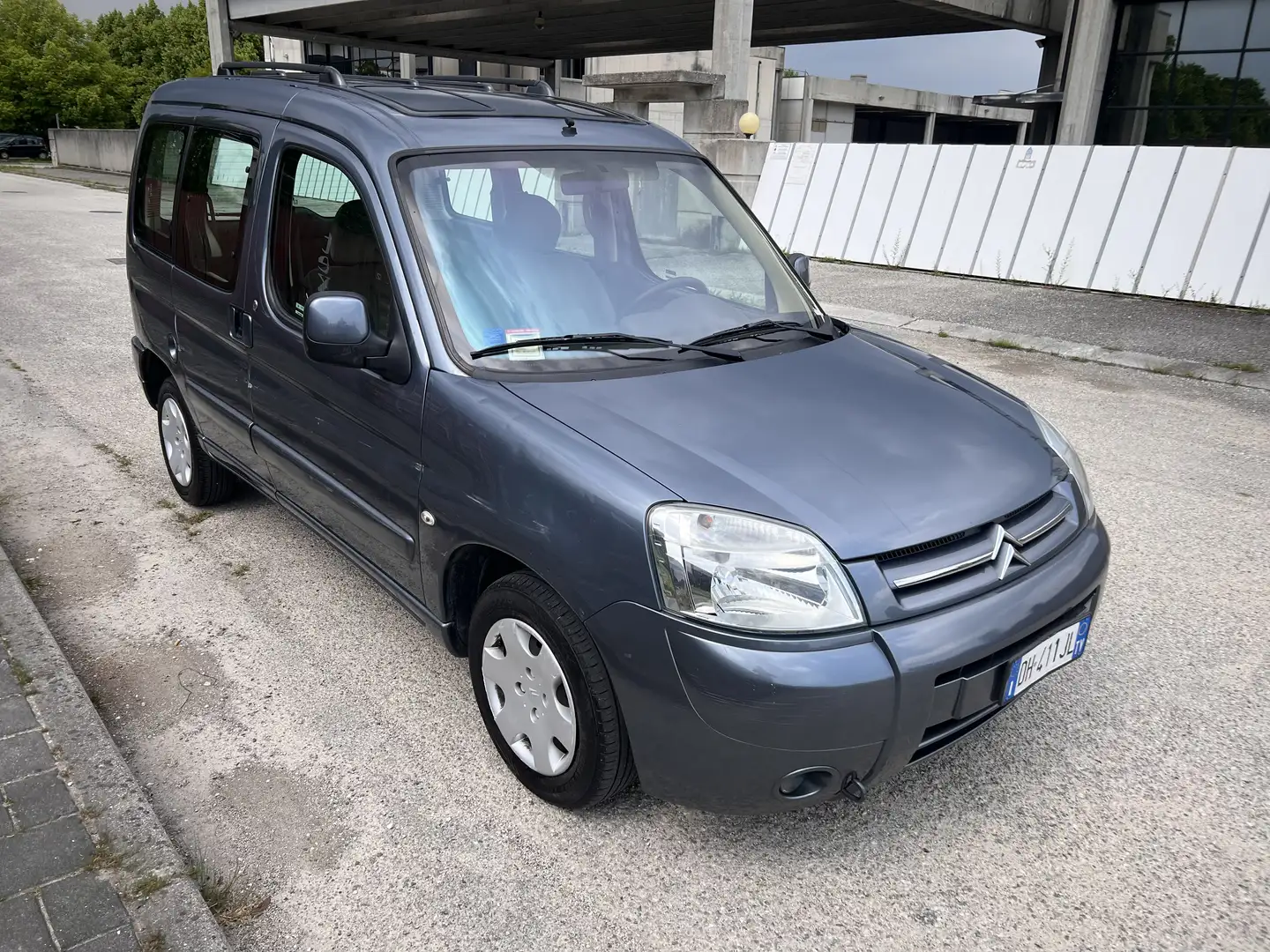 Citroen Berlingo Berlingo 1.6 hdi Agatha Ruiz De La Prada 75cv Grigio - 2