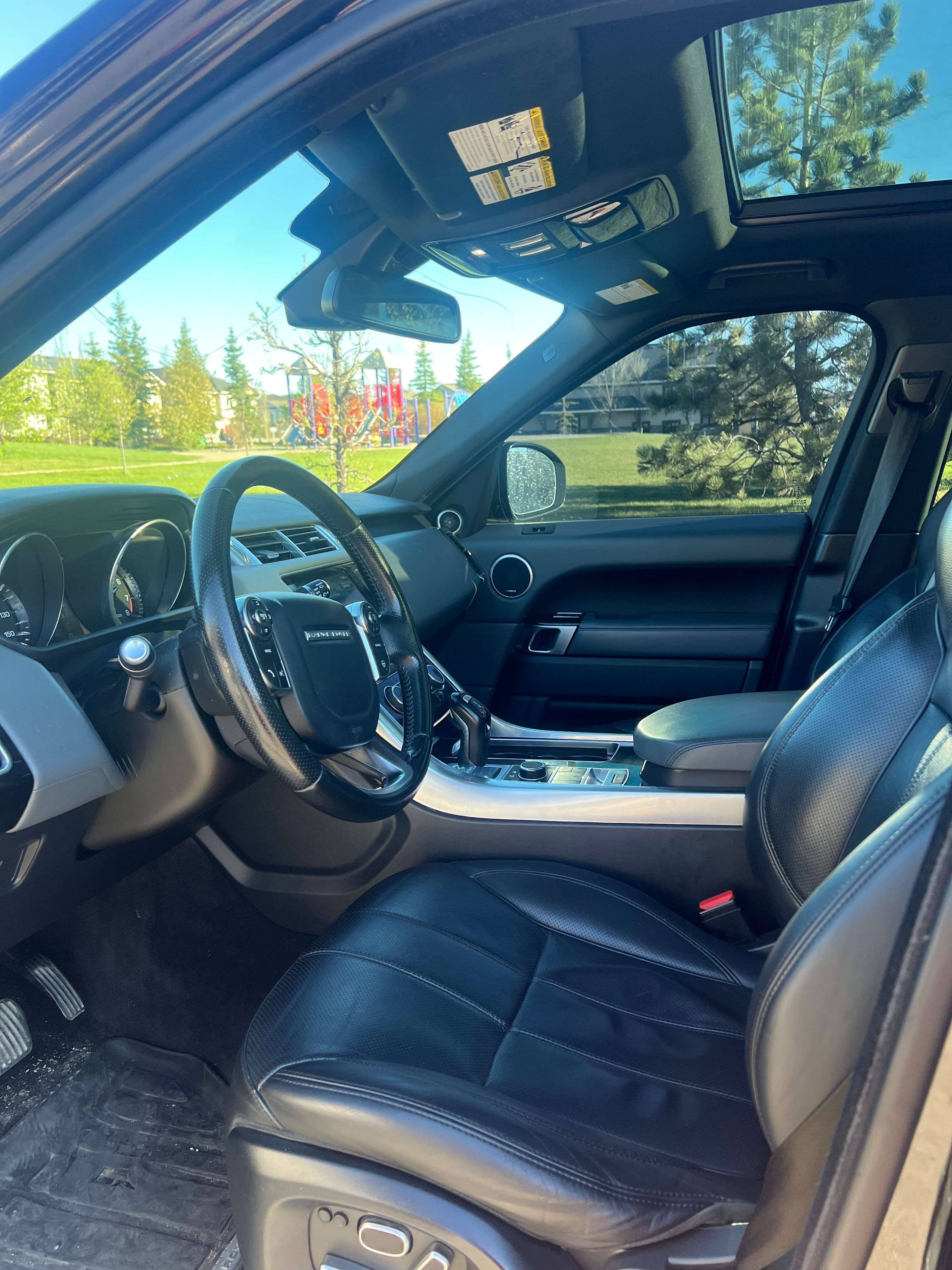 2015 Land Rover Range Rover Sport V6 HSE alt 4