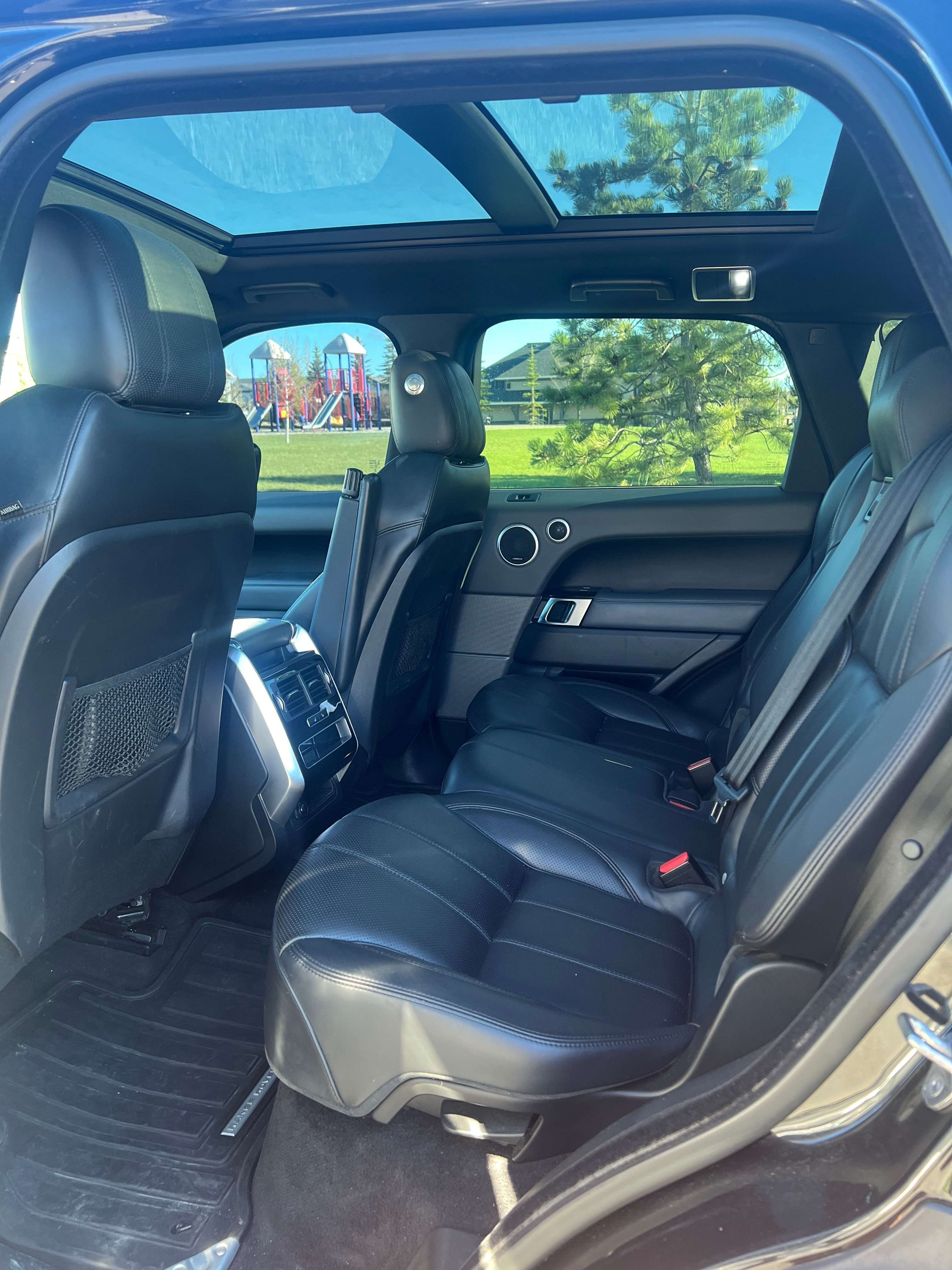 2015 Land Rover Range Rover Sport V6 HSE alt 5