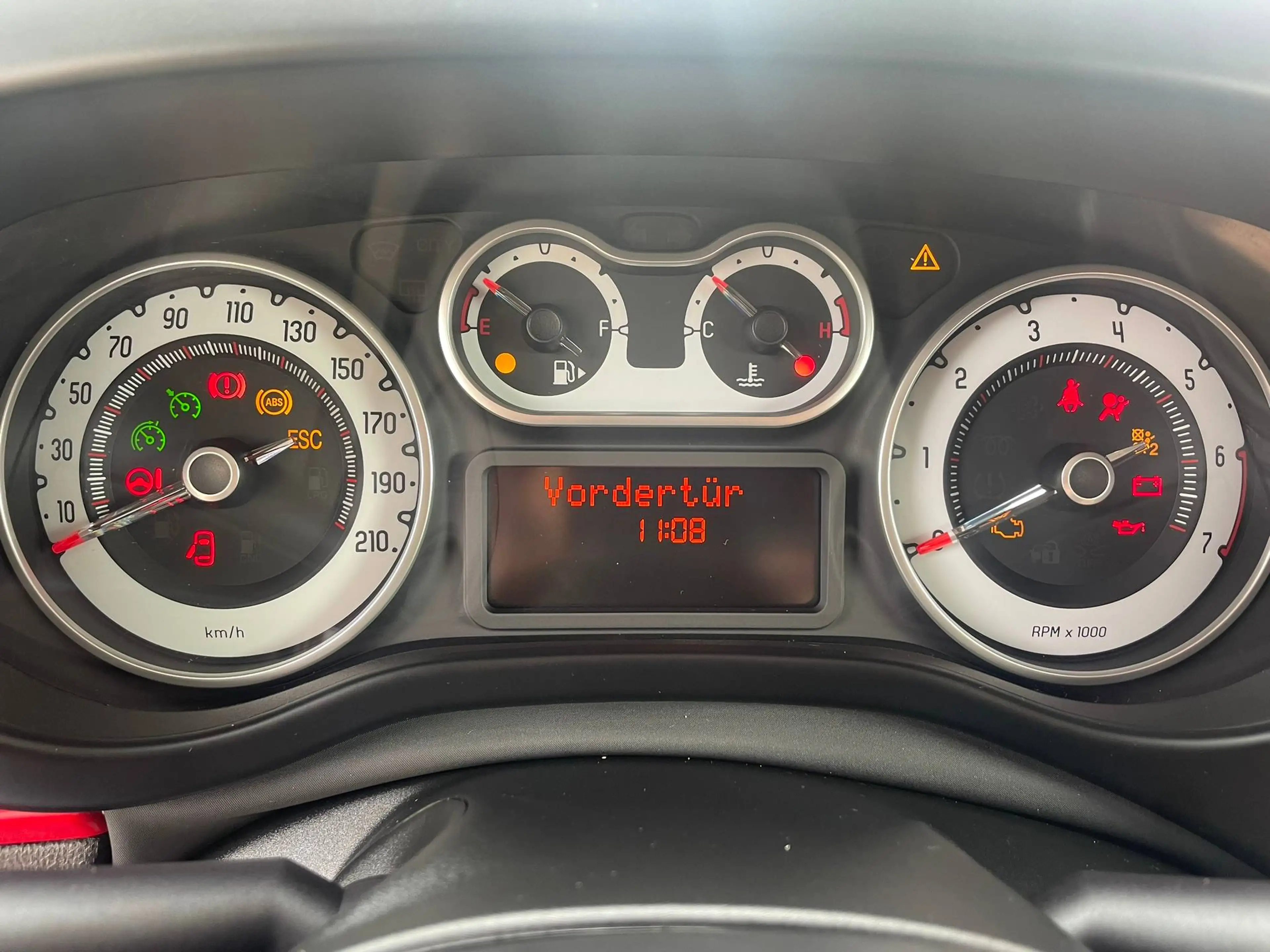 Fiat 500L Pop Star — photo 16