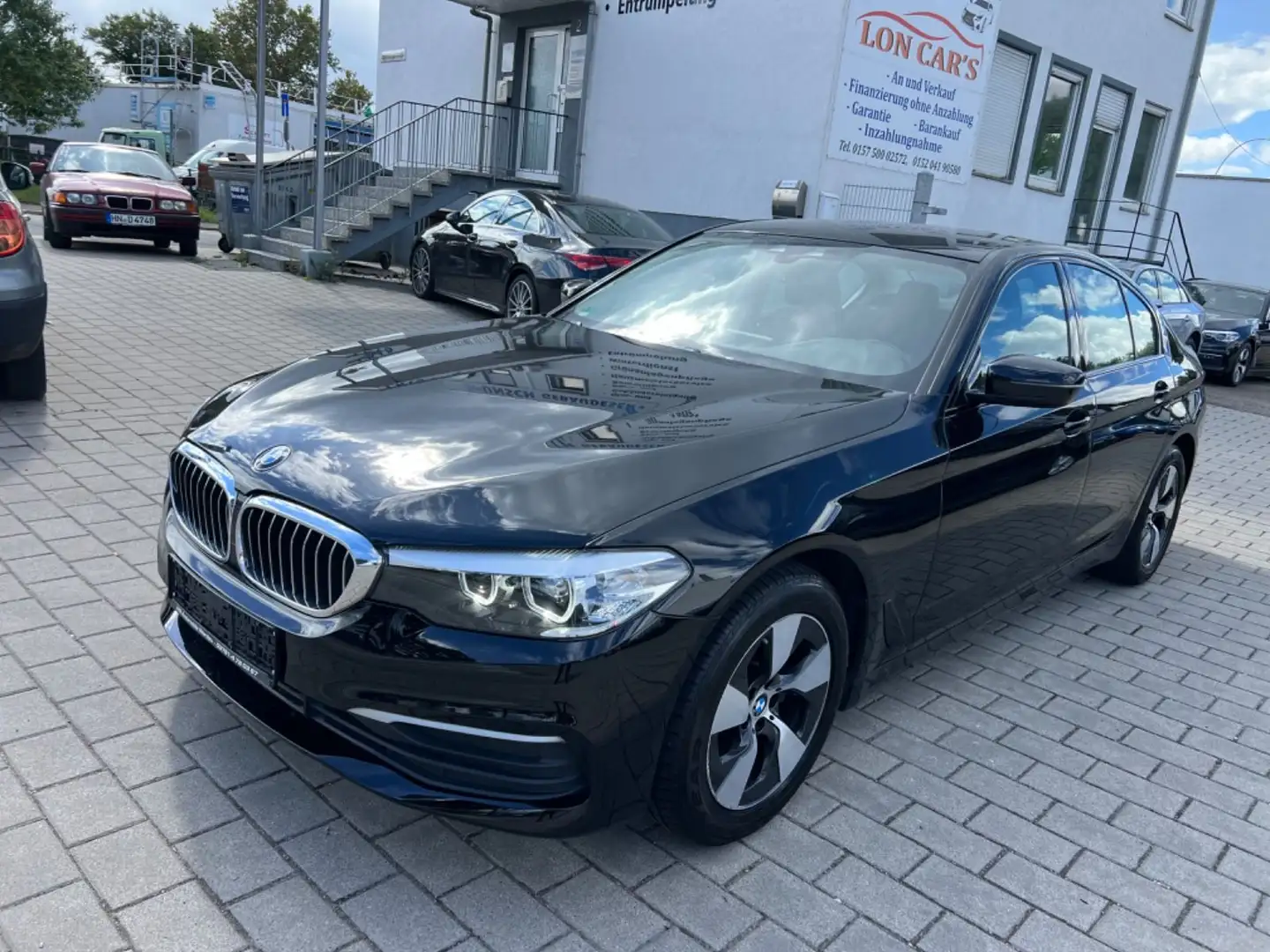 BMW 520 5 Lim. 520 d/Navi/Led-Xenon/Erster H./8 Fach/TOP Schwarz - 1