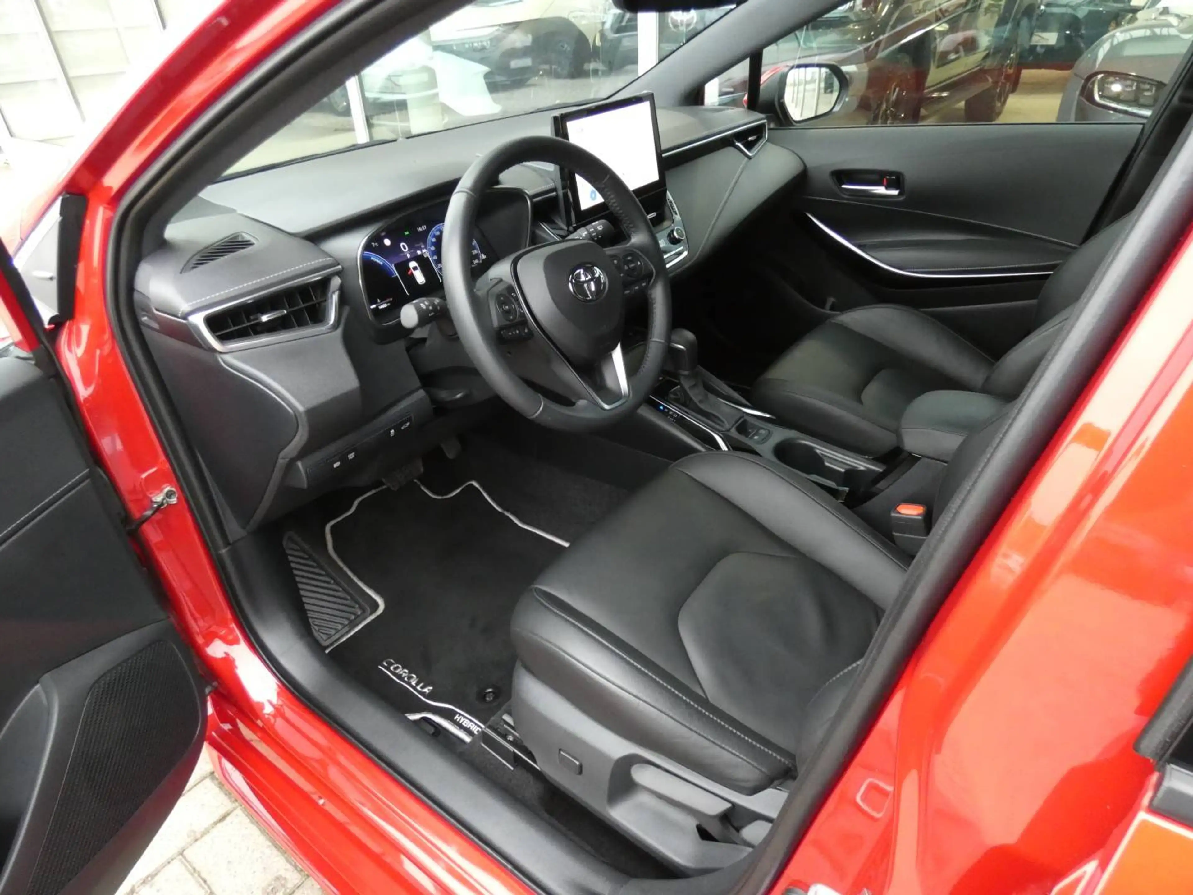 Toyota Corolla 2.0 Hybrid 196pk Premium +ZWART LEDER +Trekhaak +Sportzetels +Dodehoek +Elektrische koffer — photo 10