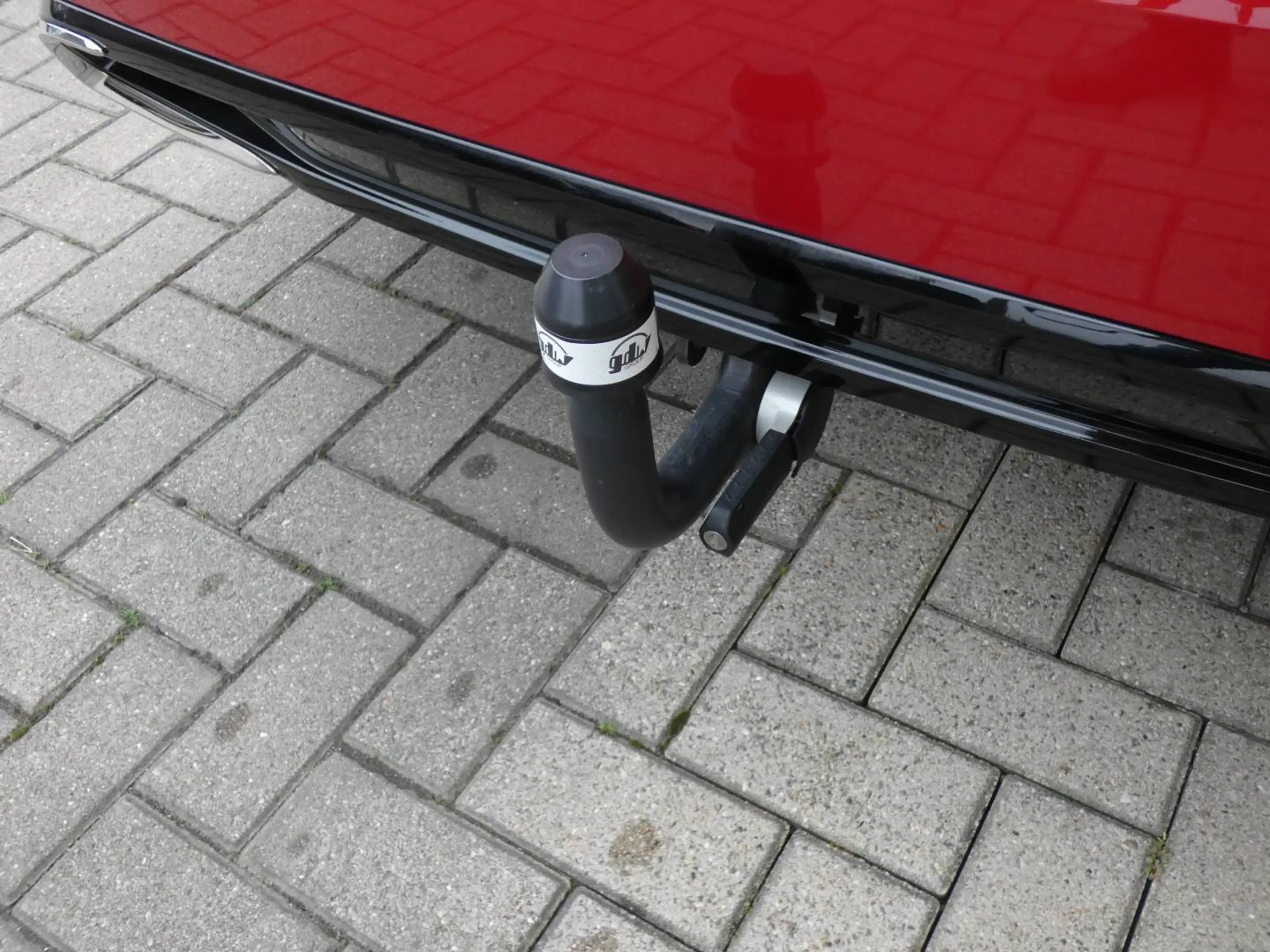 Toyota Corolla 2.0 Hybrid 196pk Premium +ZWART LEDER +Trekhaak +Sportzetels +Dodehoek +Elektrische koffer — photo 7