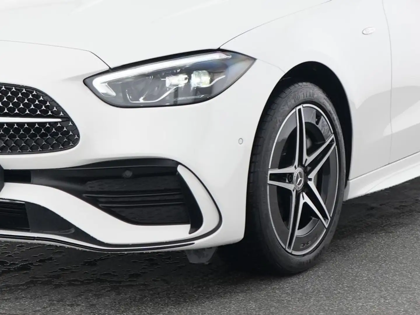 Mercedes-Benz C 300 T de AMG+NIGHT+LED+KAM+AMBI+MEMO+VOR-DISTR Weiß - 2