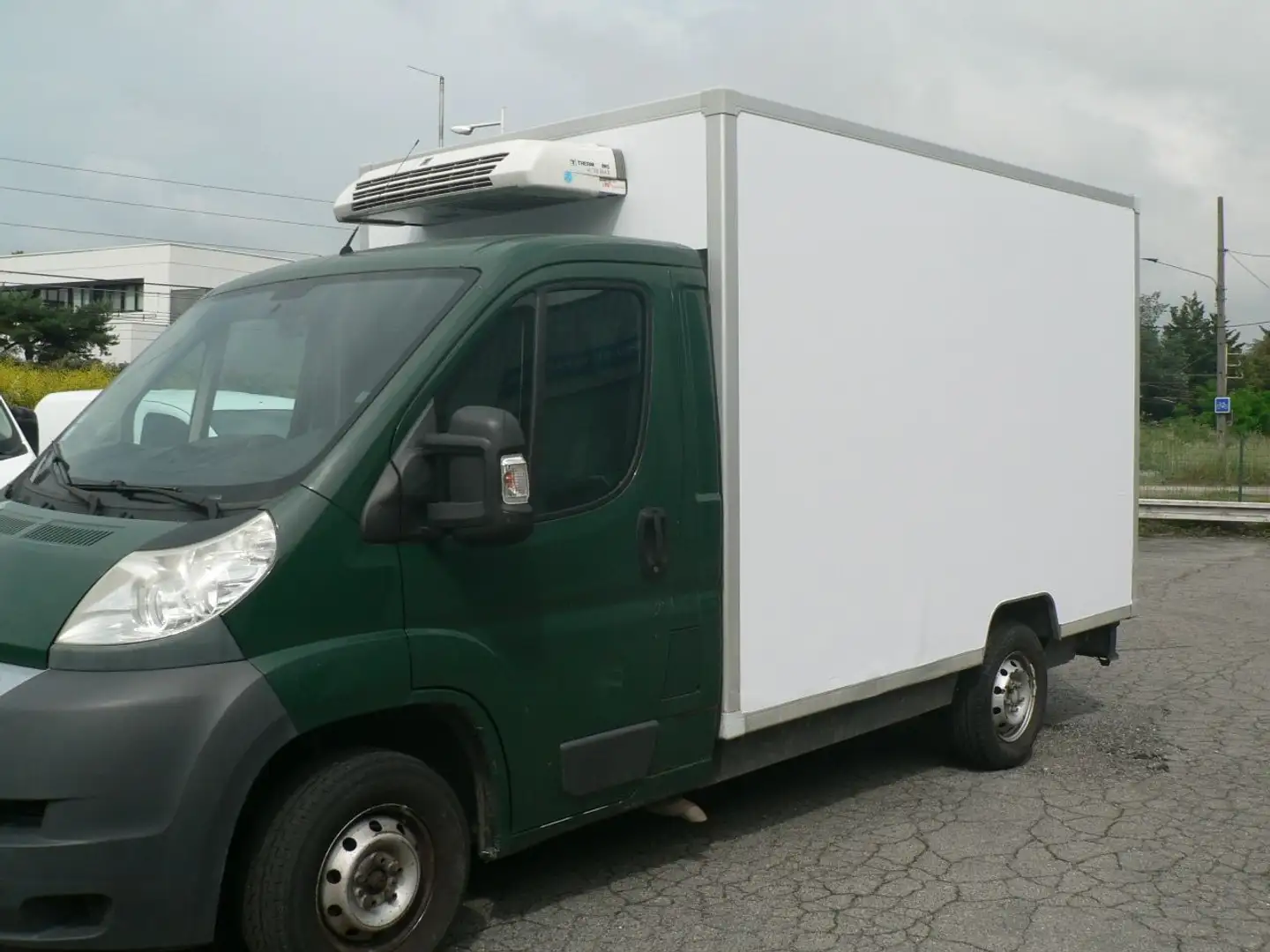 Peugeot Boxer 335 L2 2.2 HDI 130 FAP CONFORT SR Grün - 1