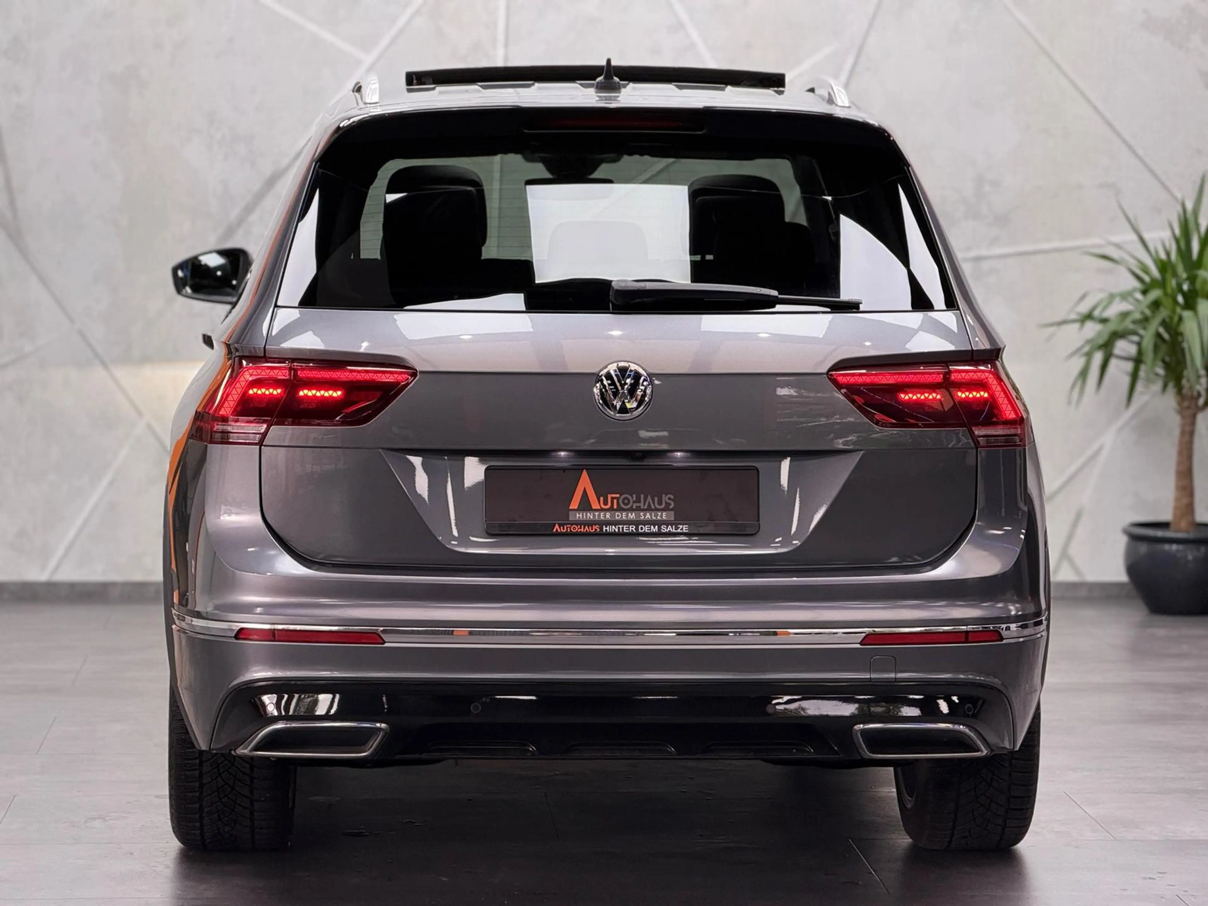 Volkswagen Tiguan Allspace R-Line 2.0TDI|PANO|VIRT|360°|ACC — photo 7