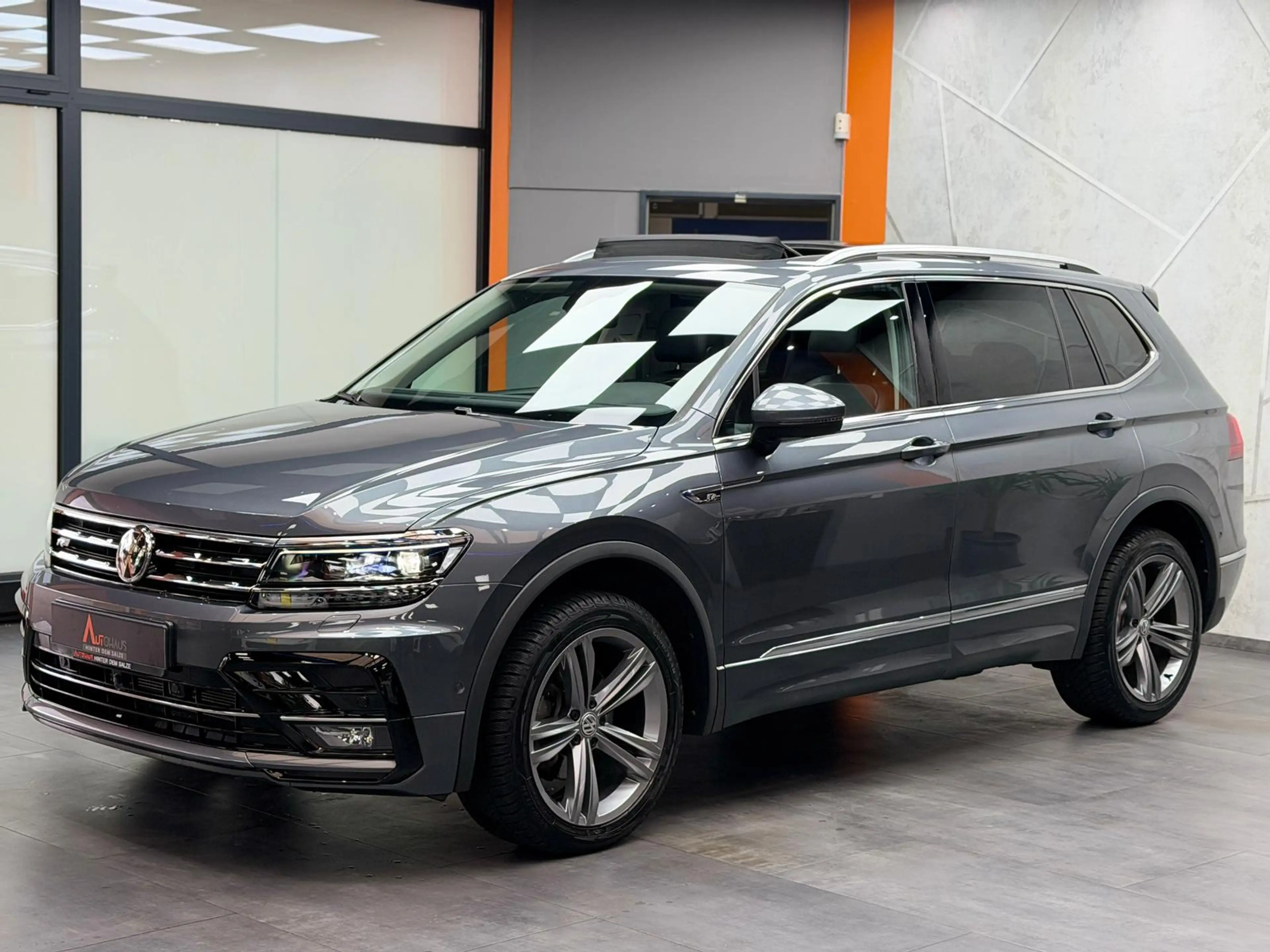 Volkswagen Tiguan Allspace R-Line 2.0TDI|PANO|VIRT|360°|ACC — photo 5