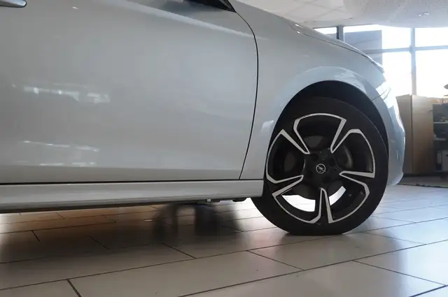 Opel Corsa view 7