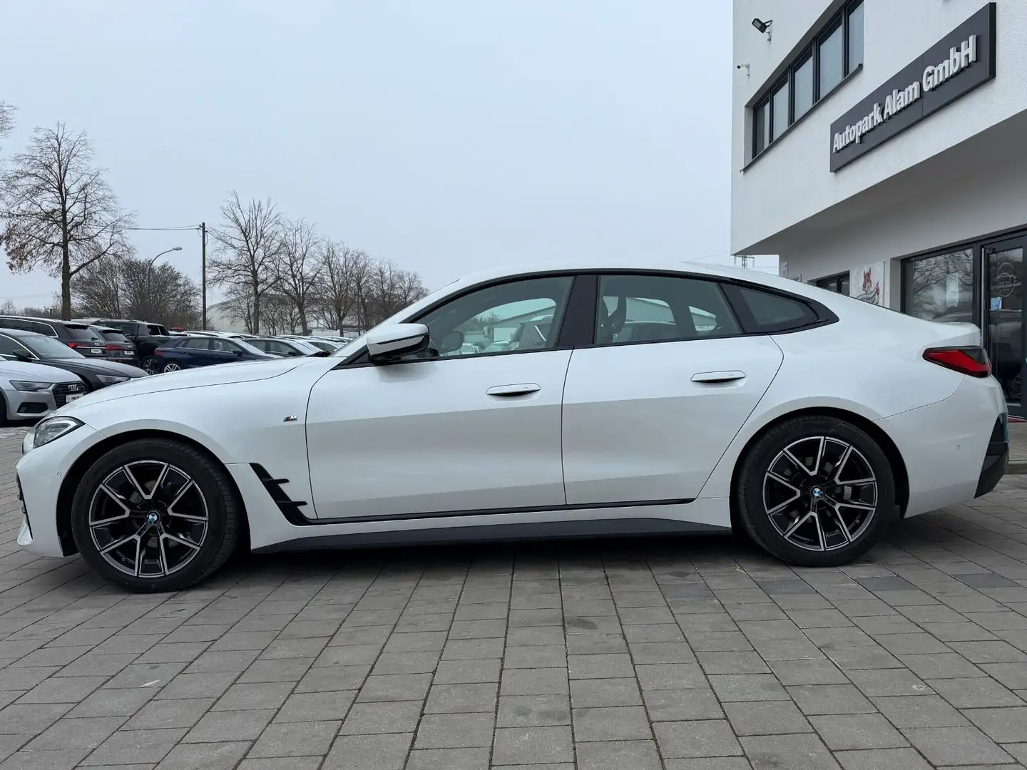 BMW 420 420 4 Gran Coupe 420 d xDrive M Sport Widescreen Weiß - 2